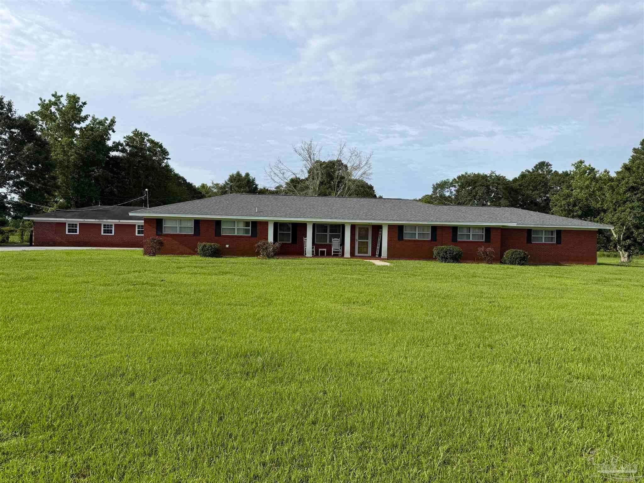 1323 Airport Rd — photo