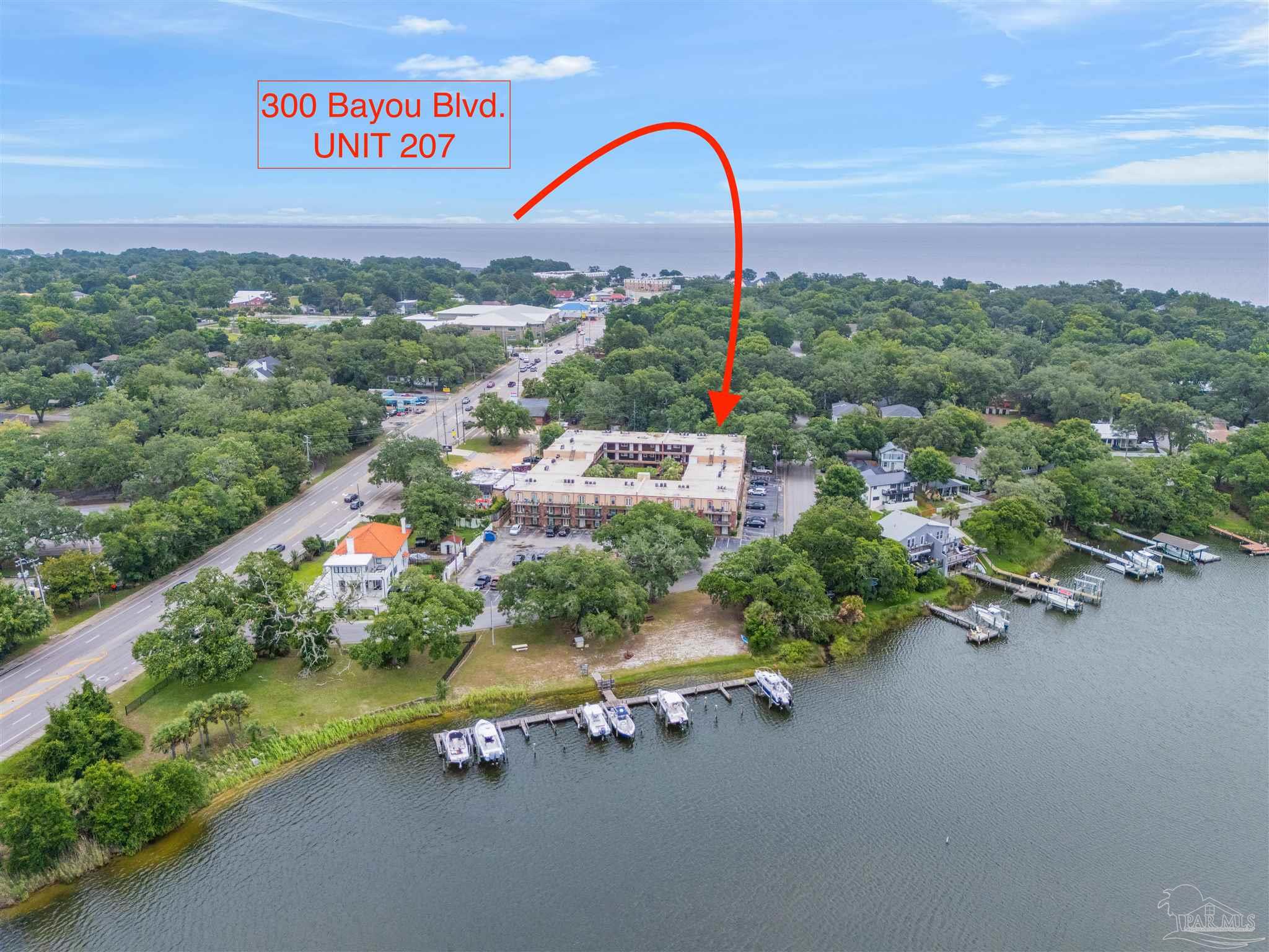 300 Bayou Blvd #207 — photo