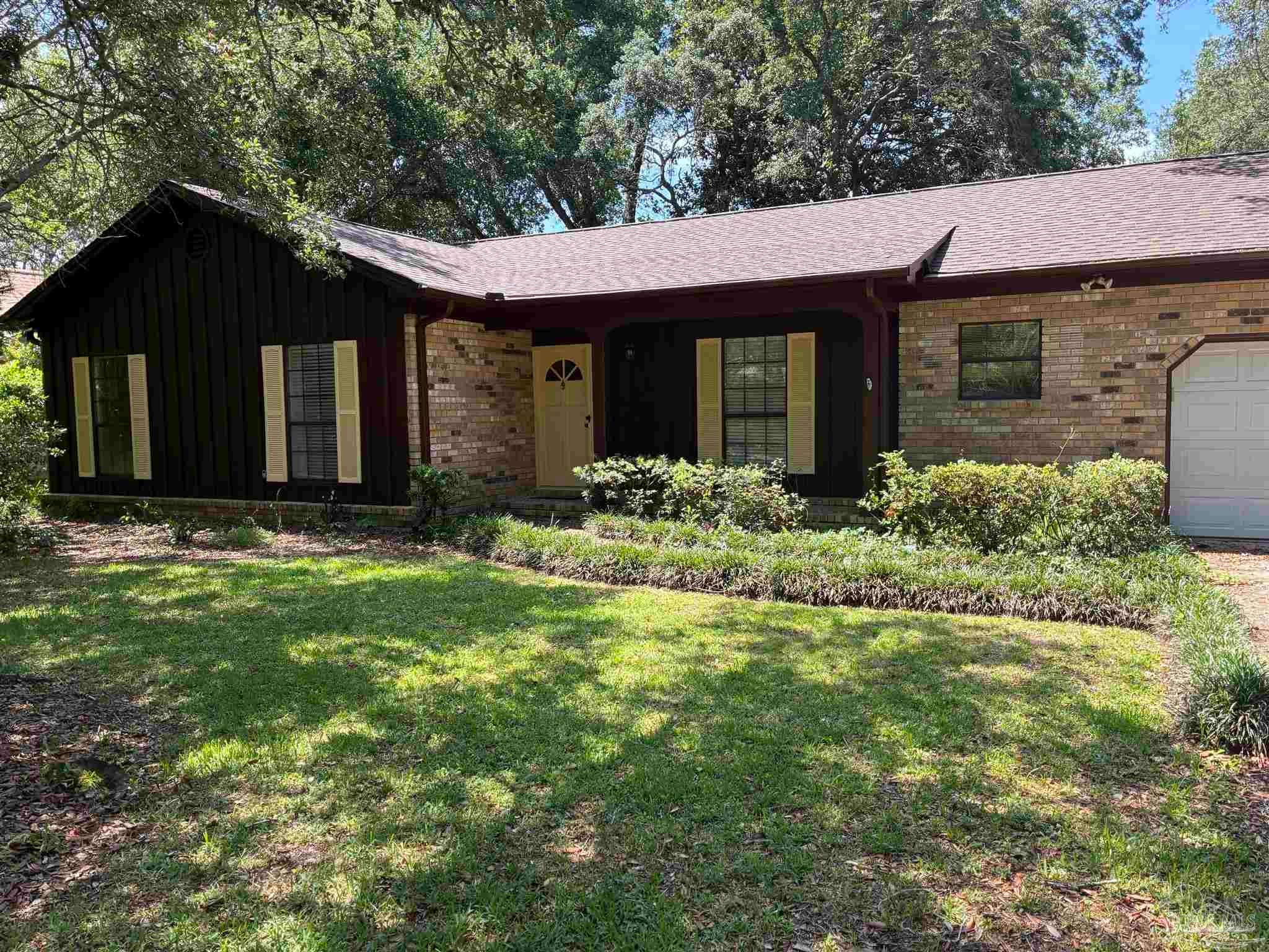 2821 Sandy Ridge Rd — photo