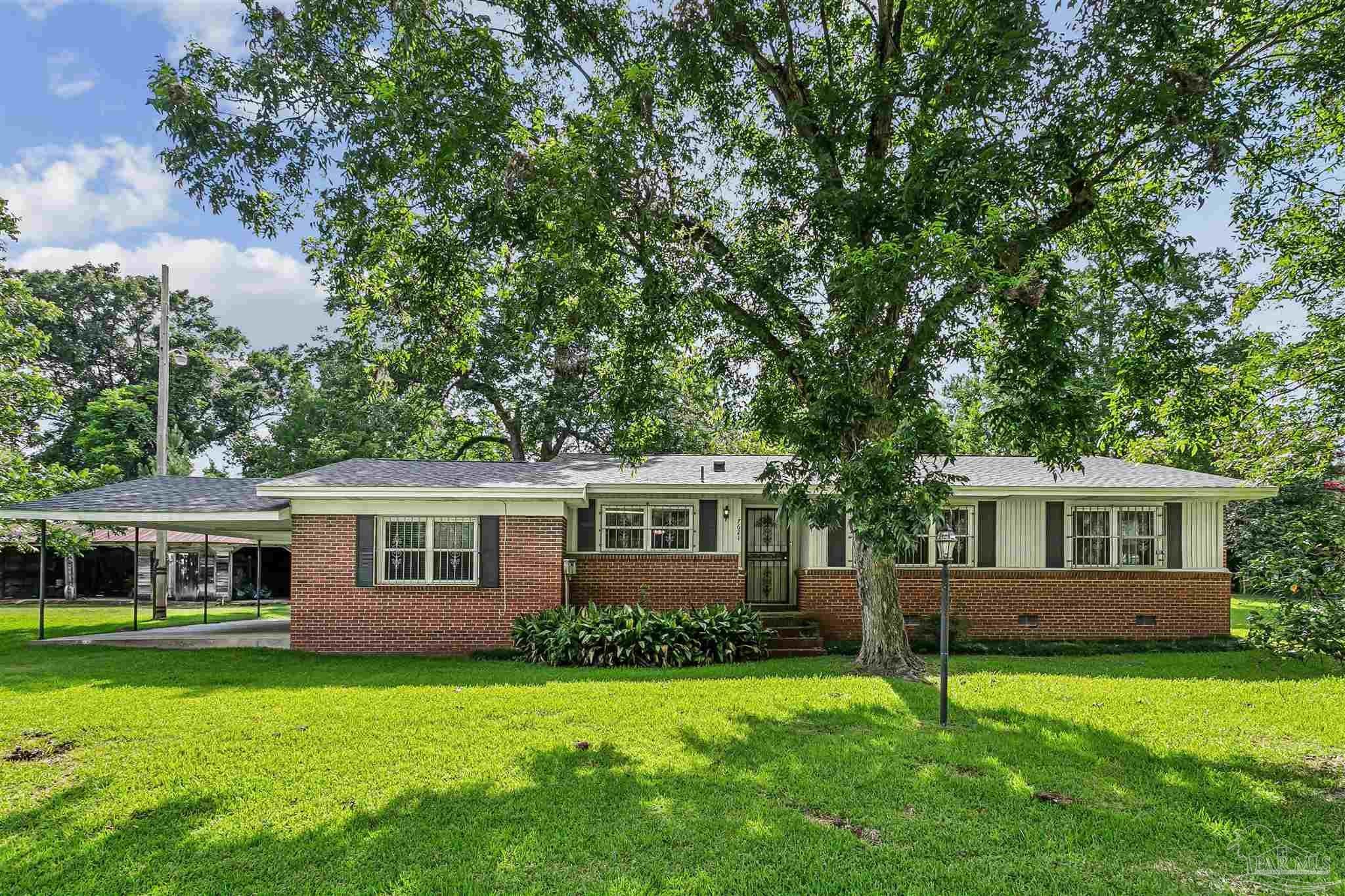 7621 Lodge Dr — photo