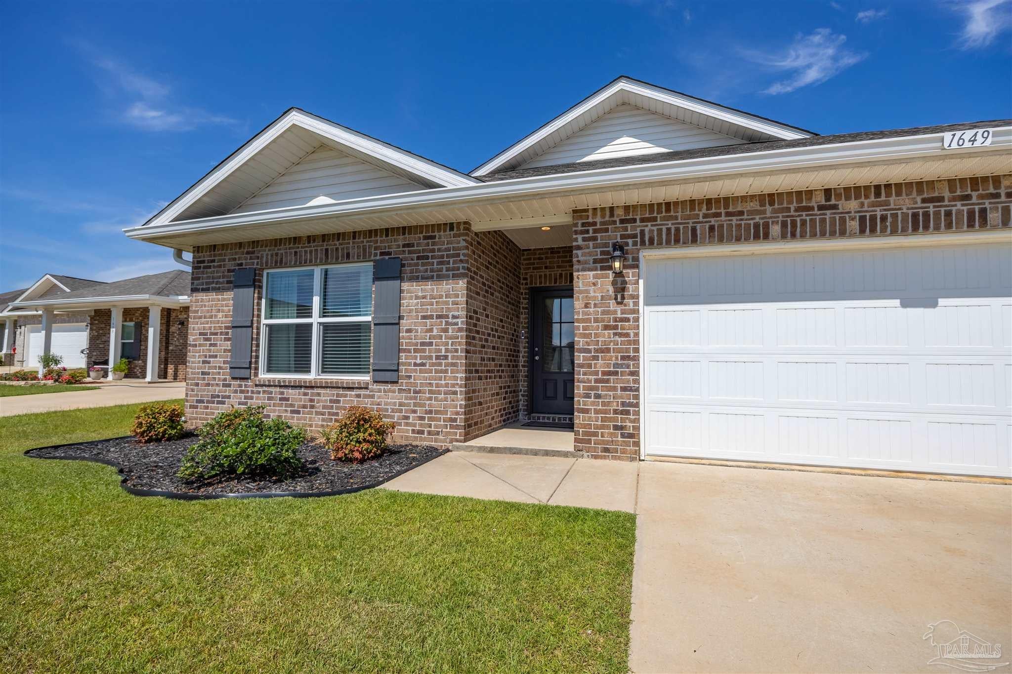 1649 Slate Dr — photo