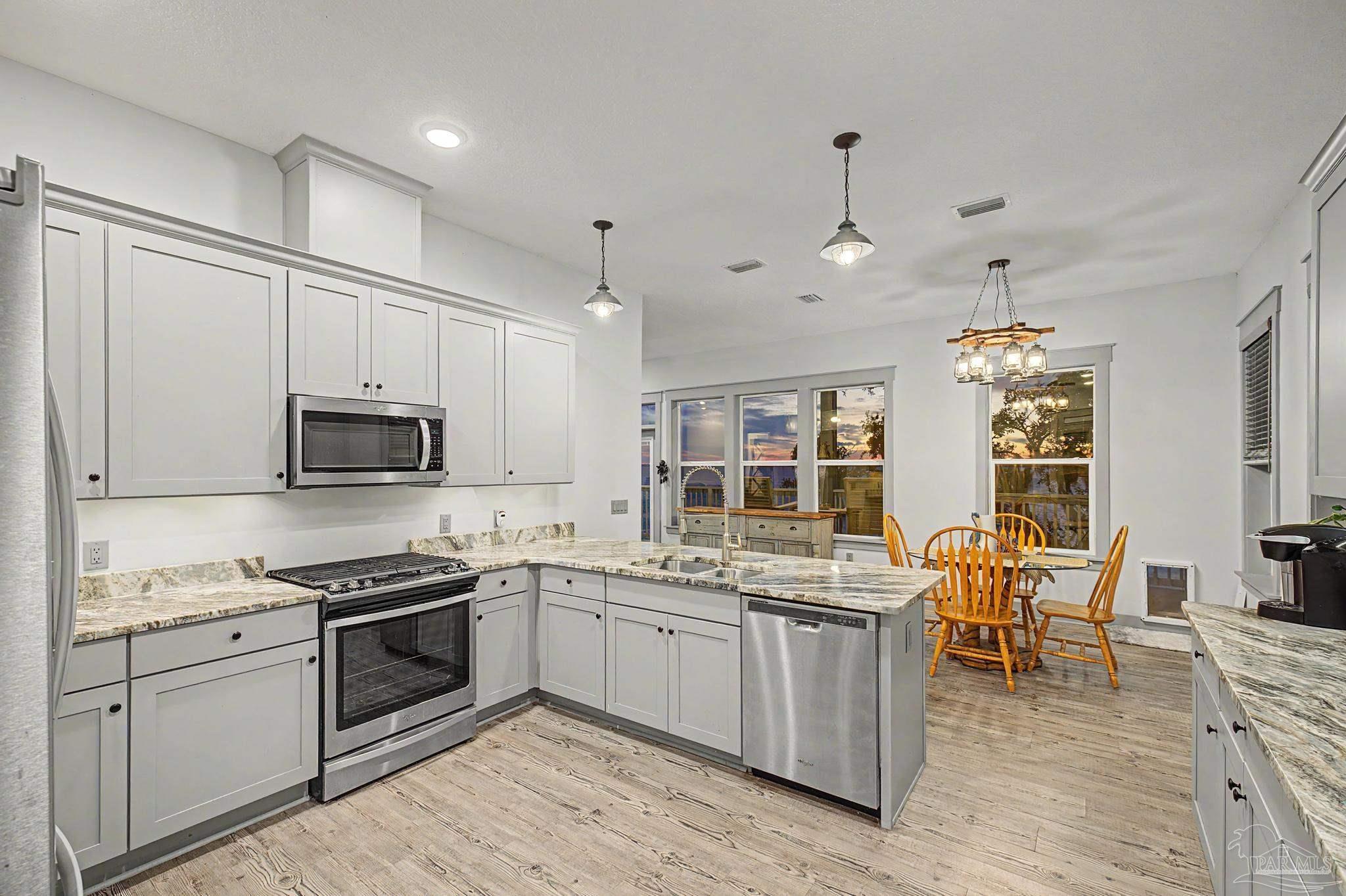 305 S Garcon Point Road, Milton, FL 32583 — photo 3