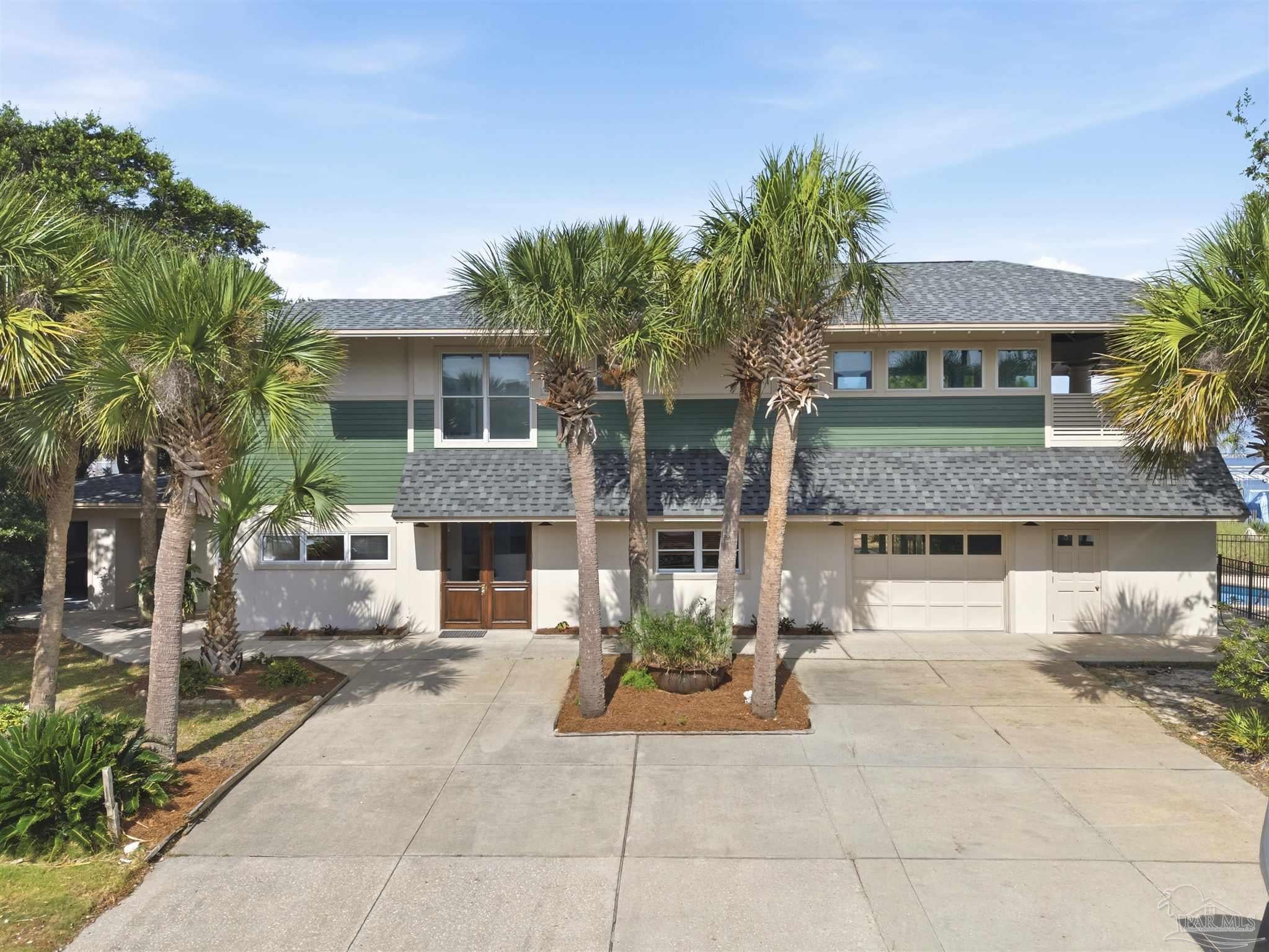 100 Avendia 23 & Via Deluna Dr — photo