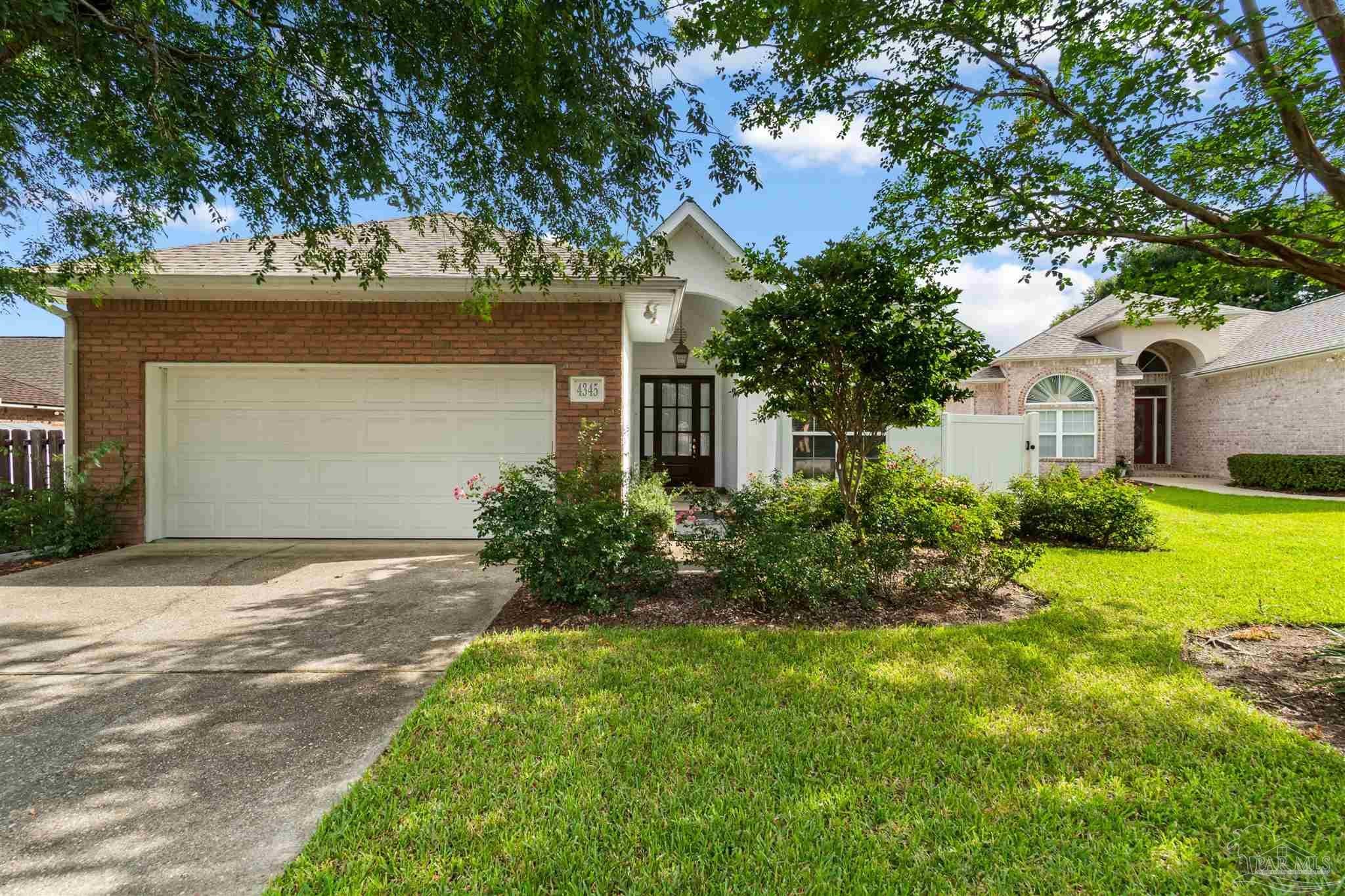 4345 Gusty Ter — photo
