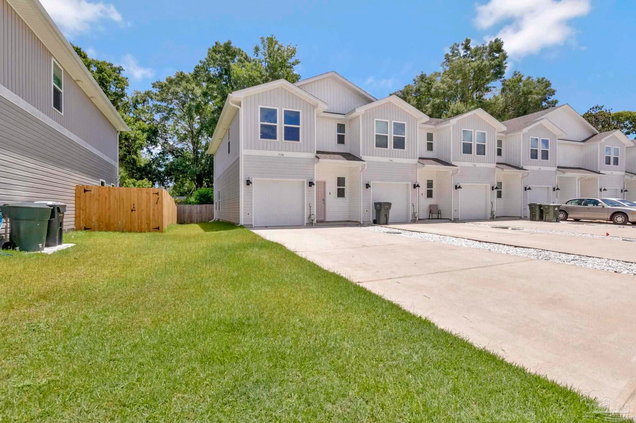 7150 Village Ln — photo