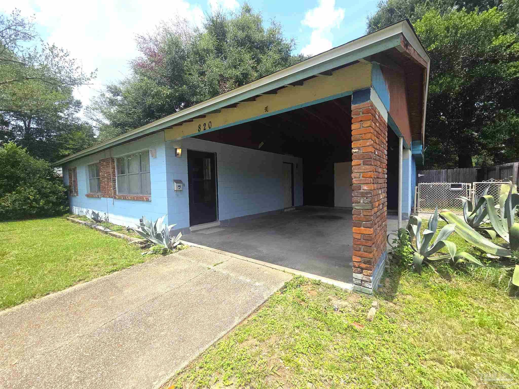 820 Montclair Rd — photo