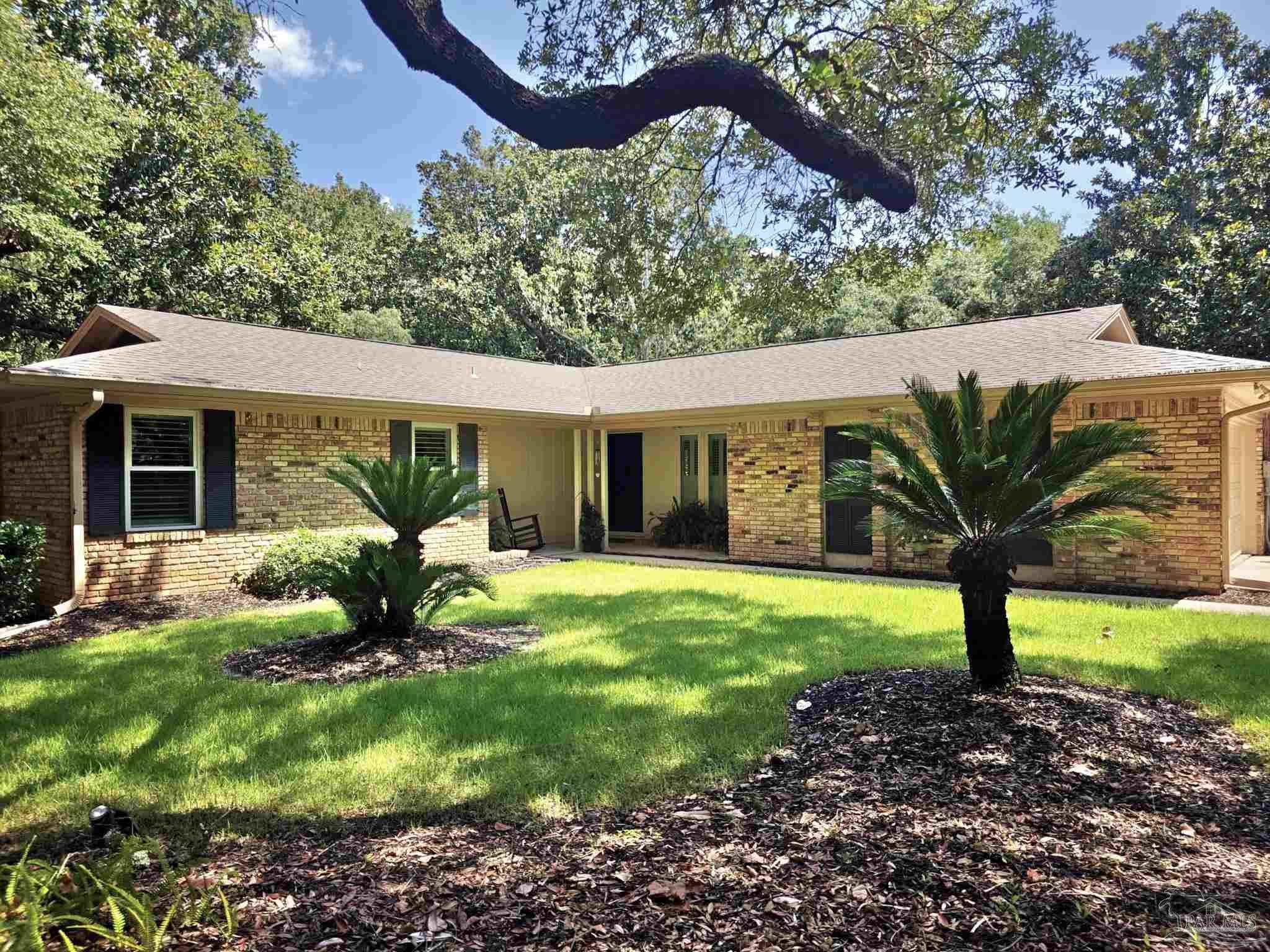 1559 Oak Shore Dr — photo