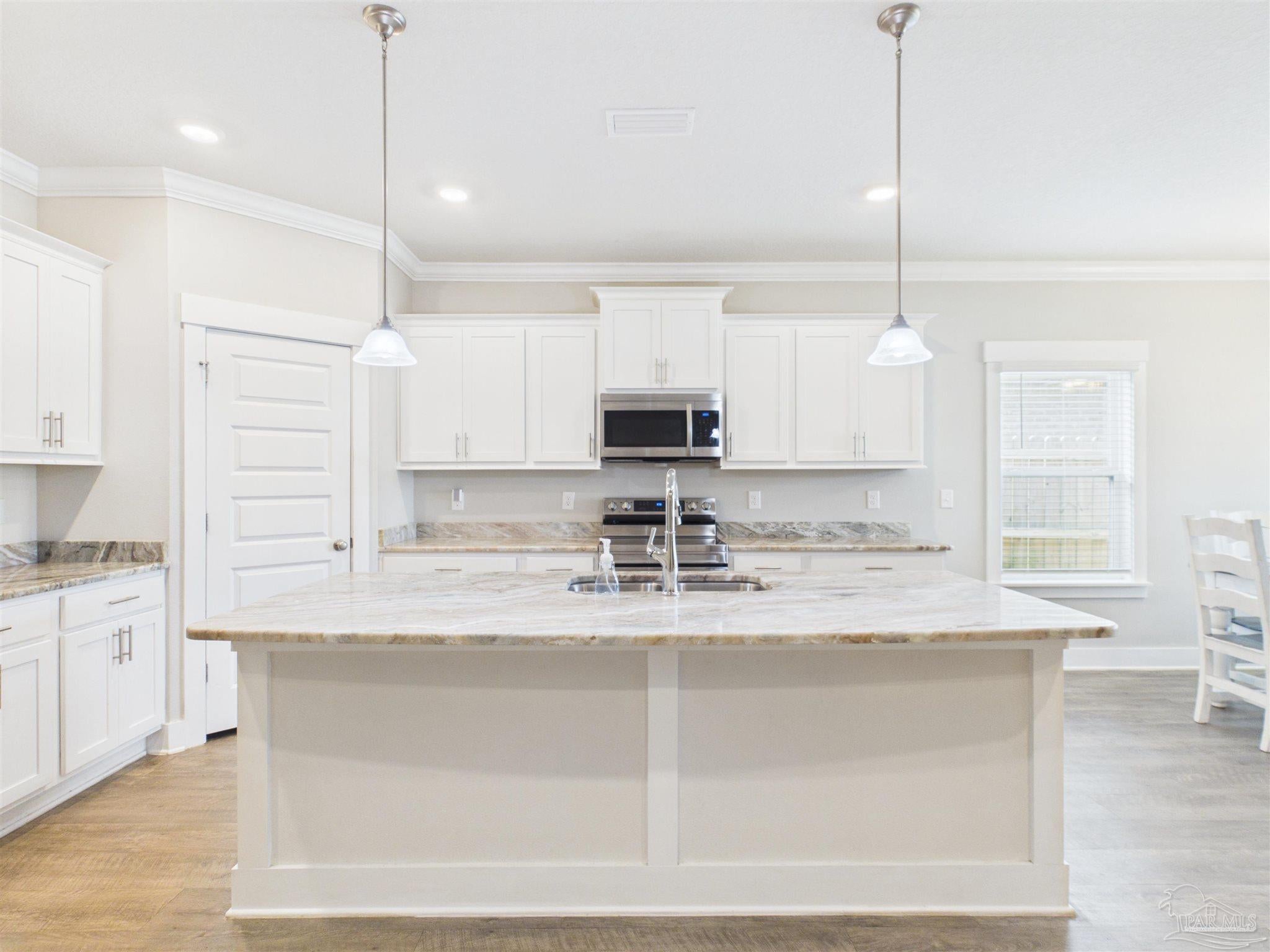 7457 Jamesville Rd — photo