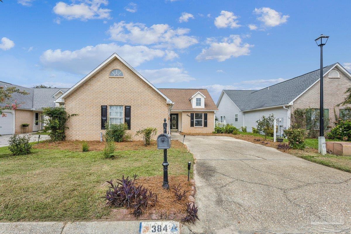 384 Mirabelle Dr — photo