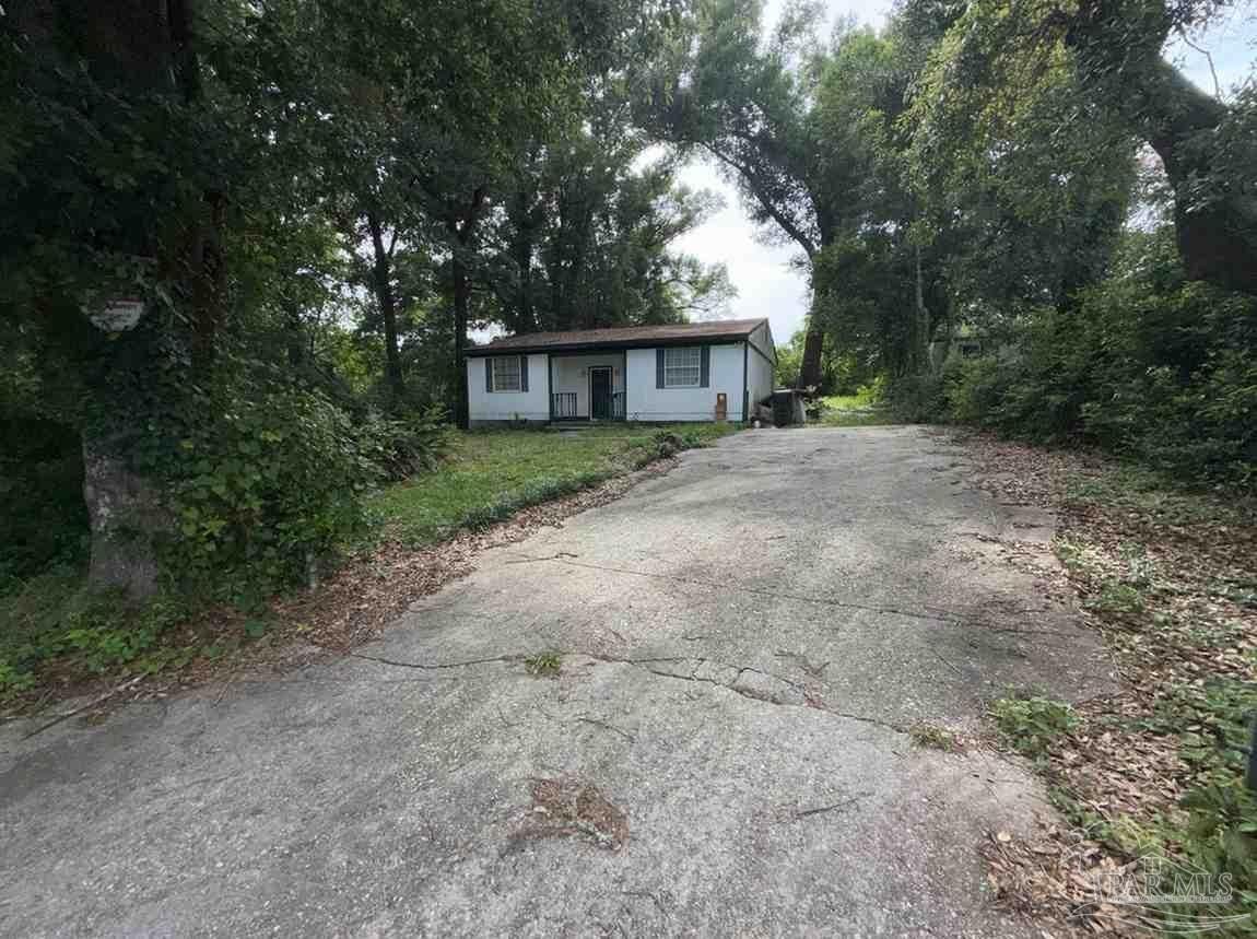211 Citrus St — photo