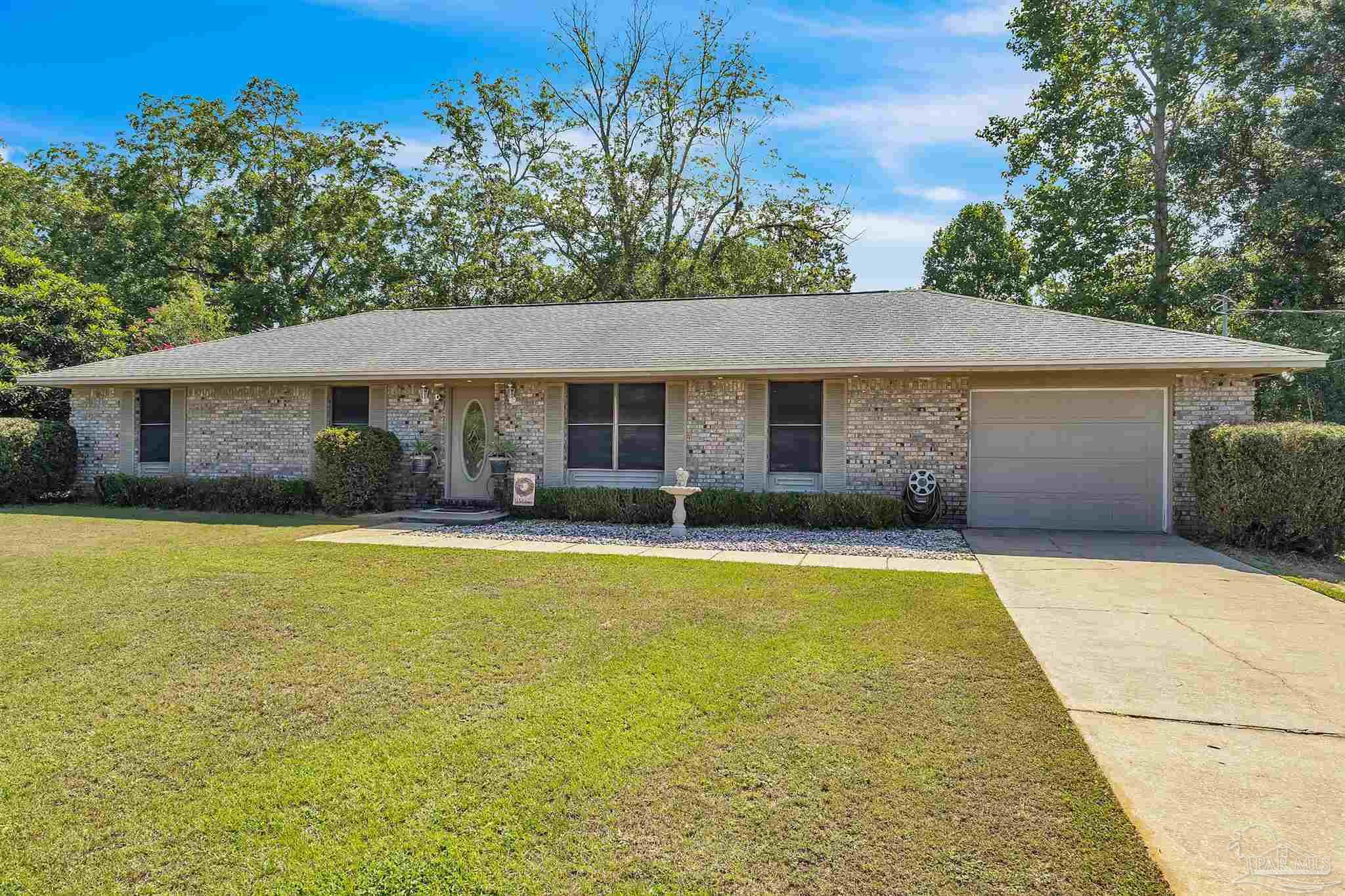 3418 Bo Peg Road, Cantonment, FL 32533