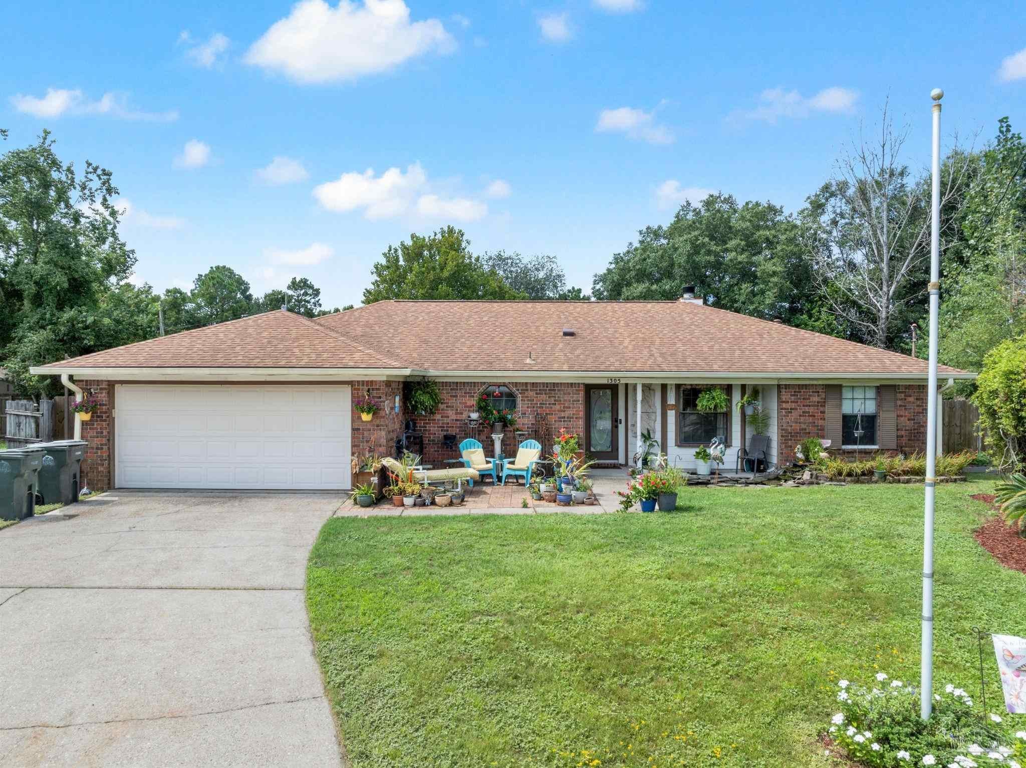 1305 Little Creek Cir — photo