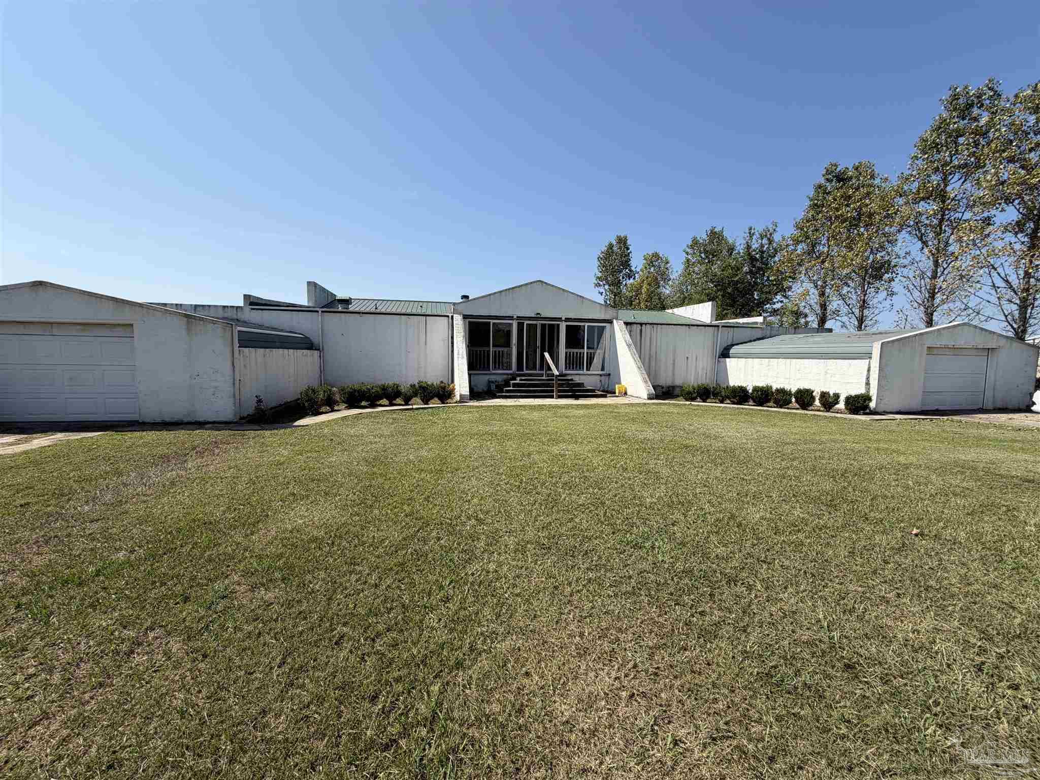 235 Burlington St — photo