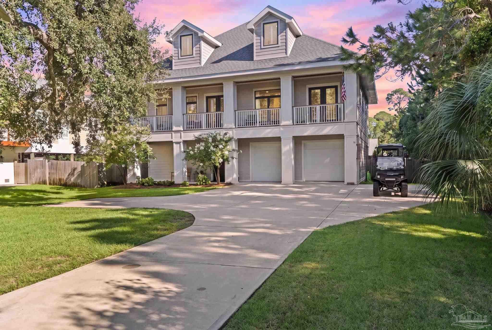 3224 Bay St — photo