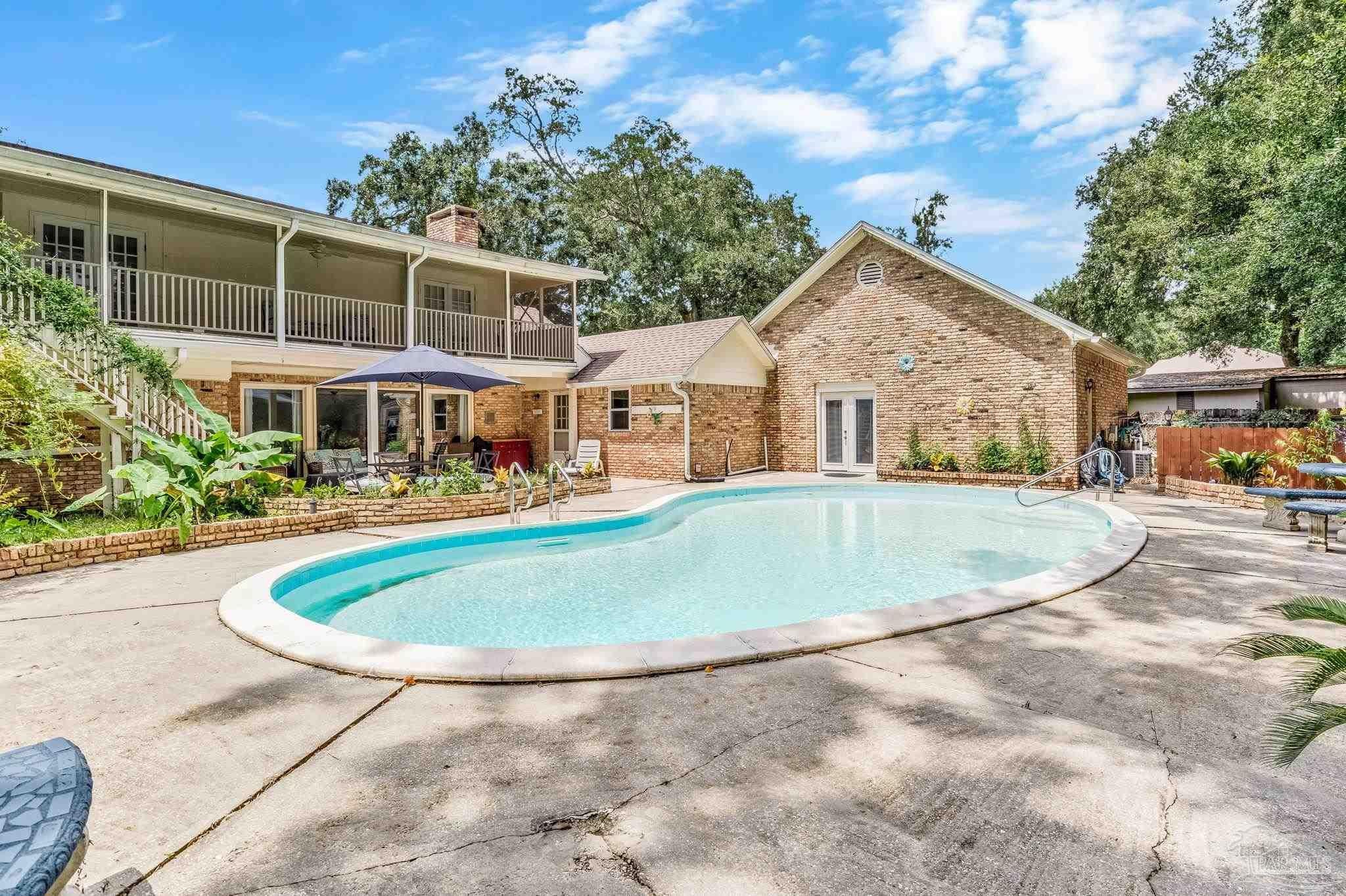 32 Blithewood Dr — photo