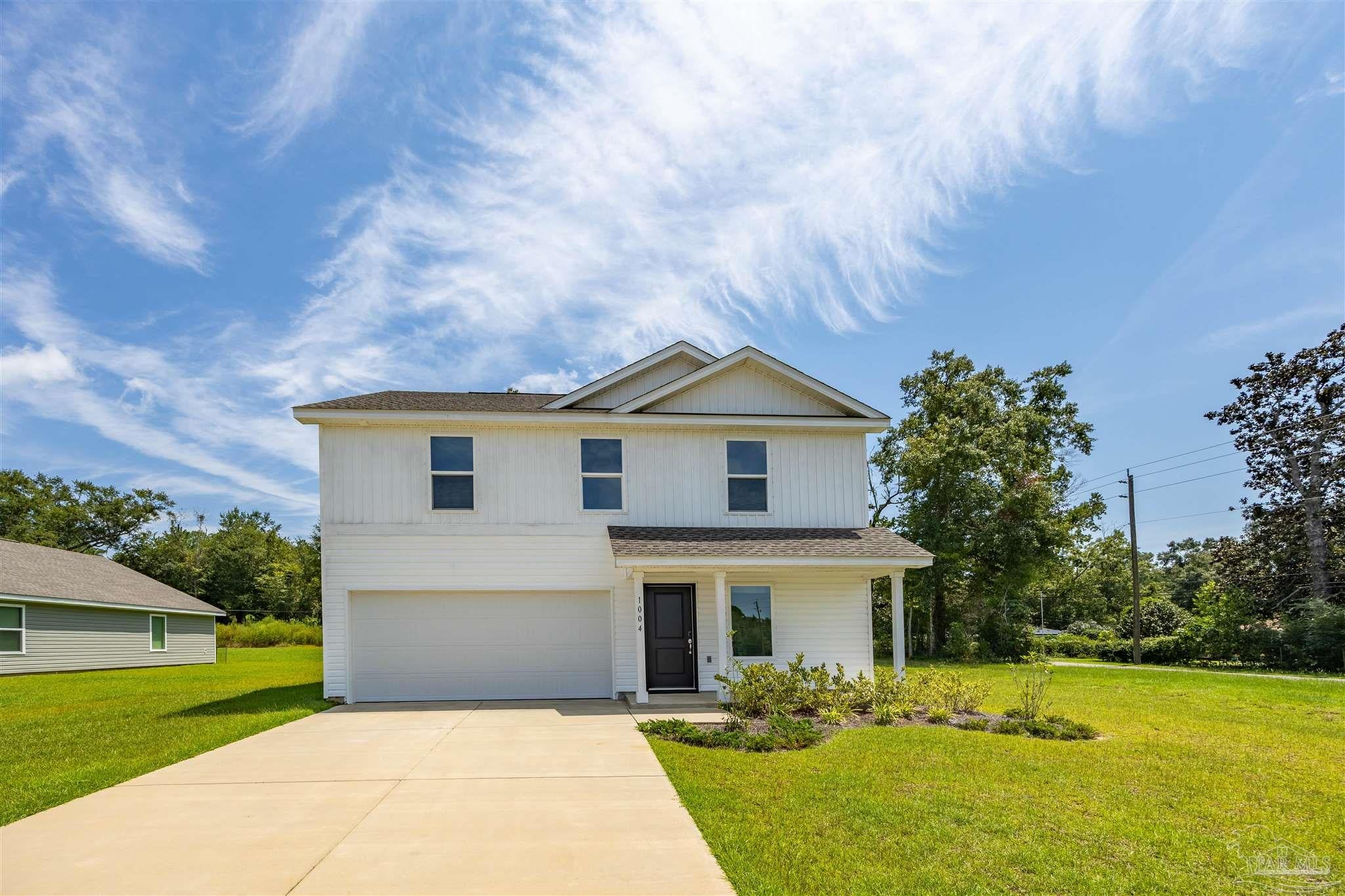 1004 Sandhills Lane — photo