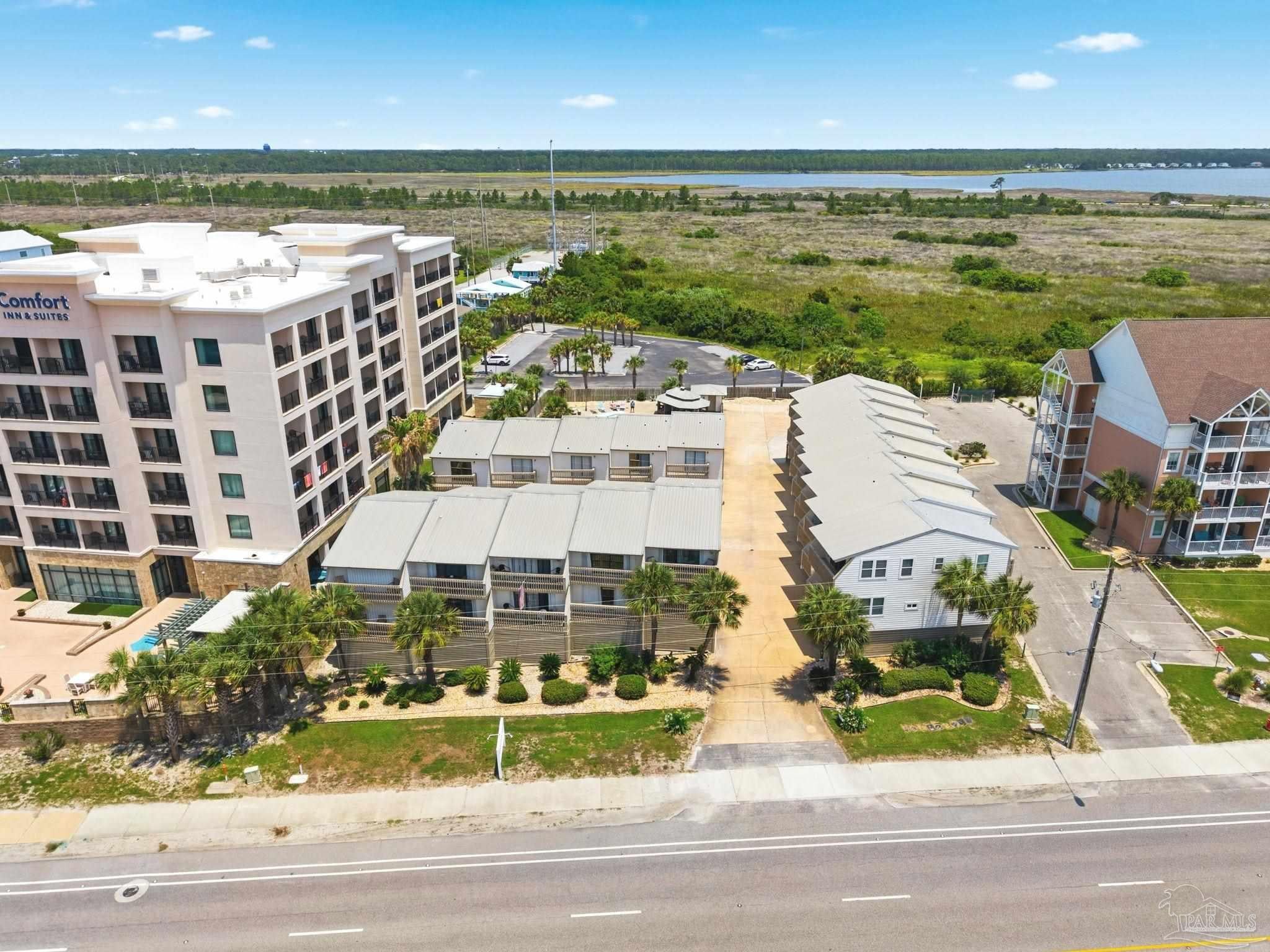 554 E Beach Blvd 4 — photo