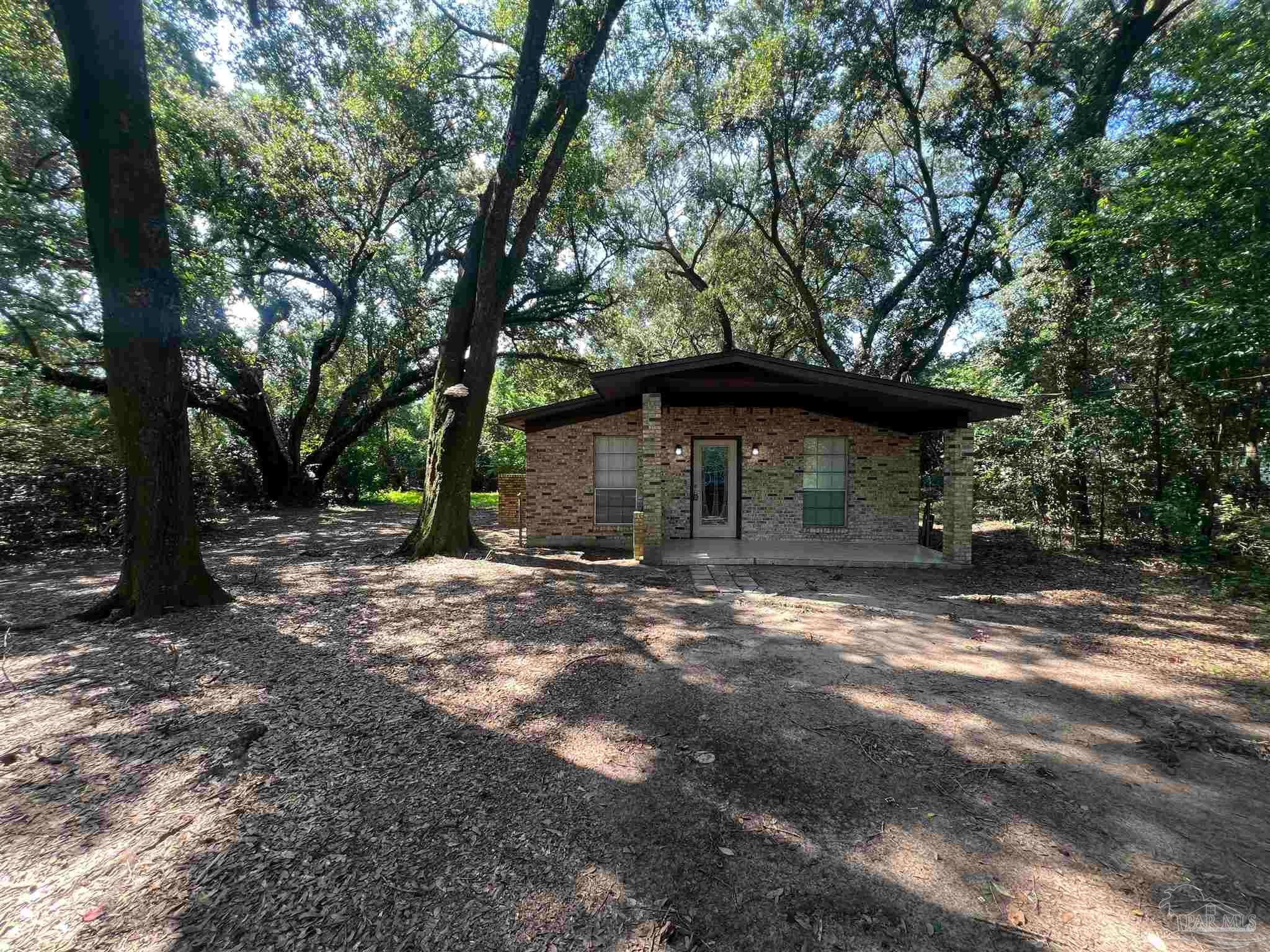 5859 Mapleton St — photo
