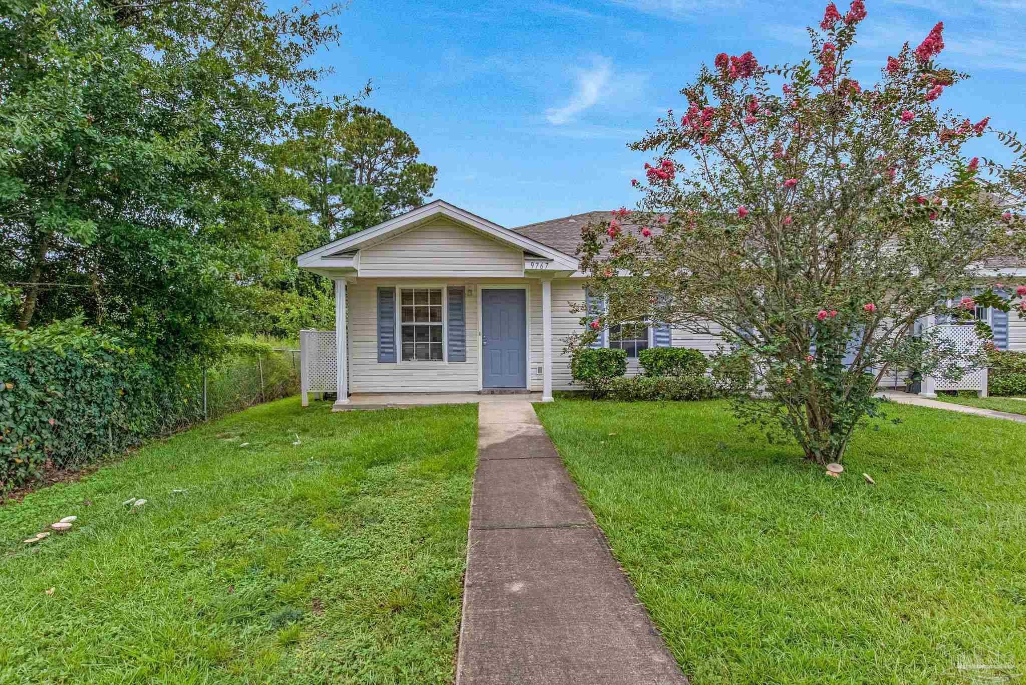 9767 Cobblebrook Dr — photo