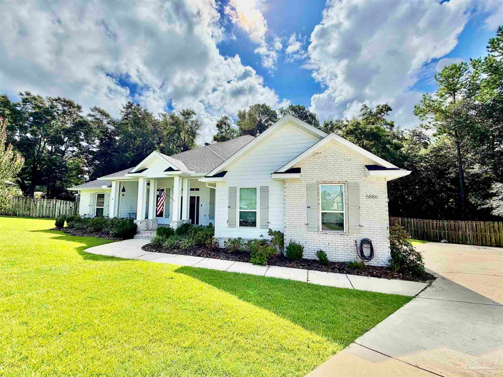 5886 Augustine Dr, Pace, FL 32571 — photo 2