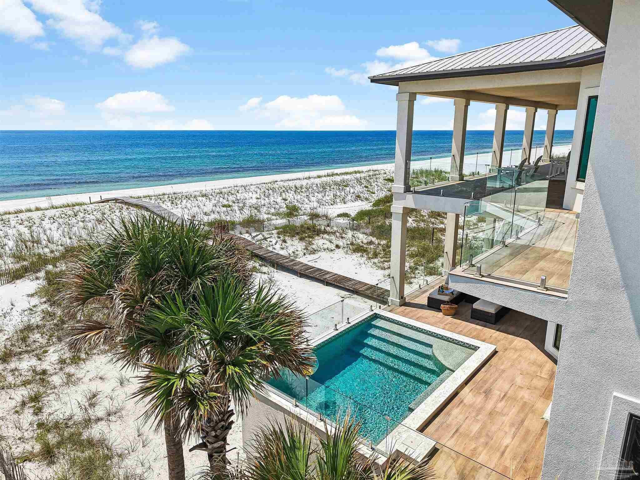 7321 Gulf Blvd — photo