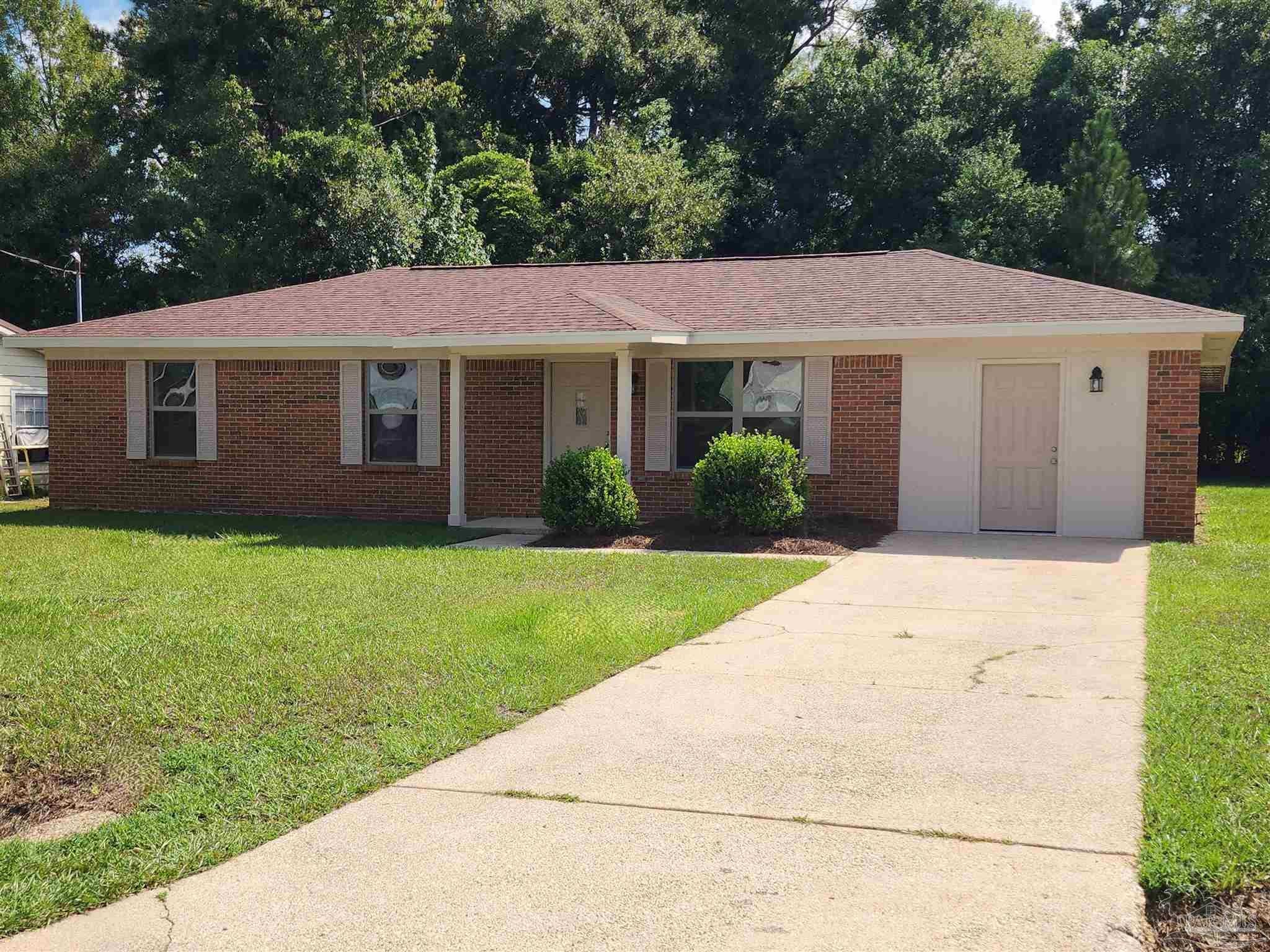 313 Woodlawn Ave — photo