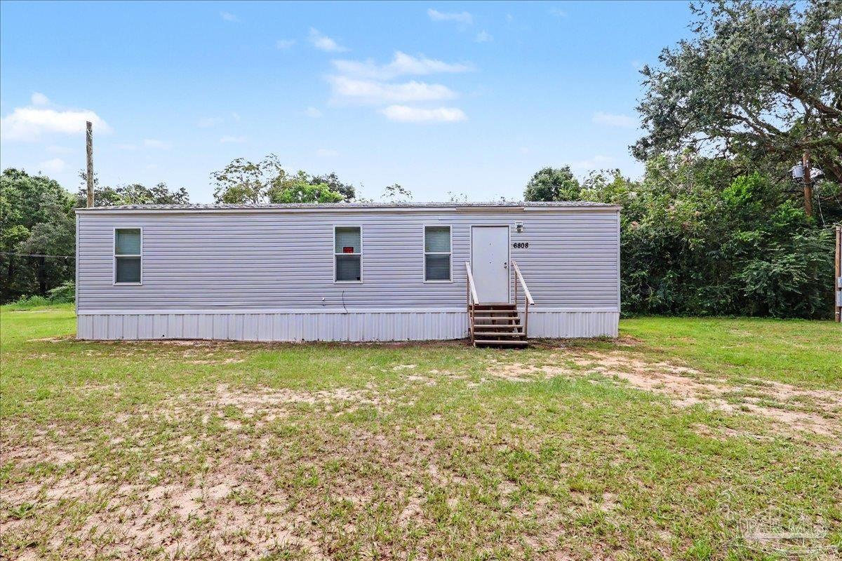 6808 Rolling Hills Rd — photo
