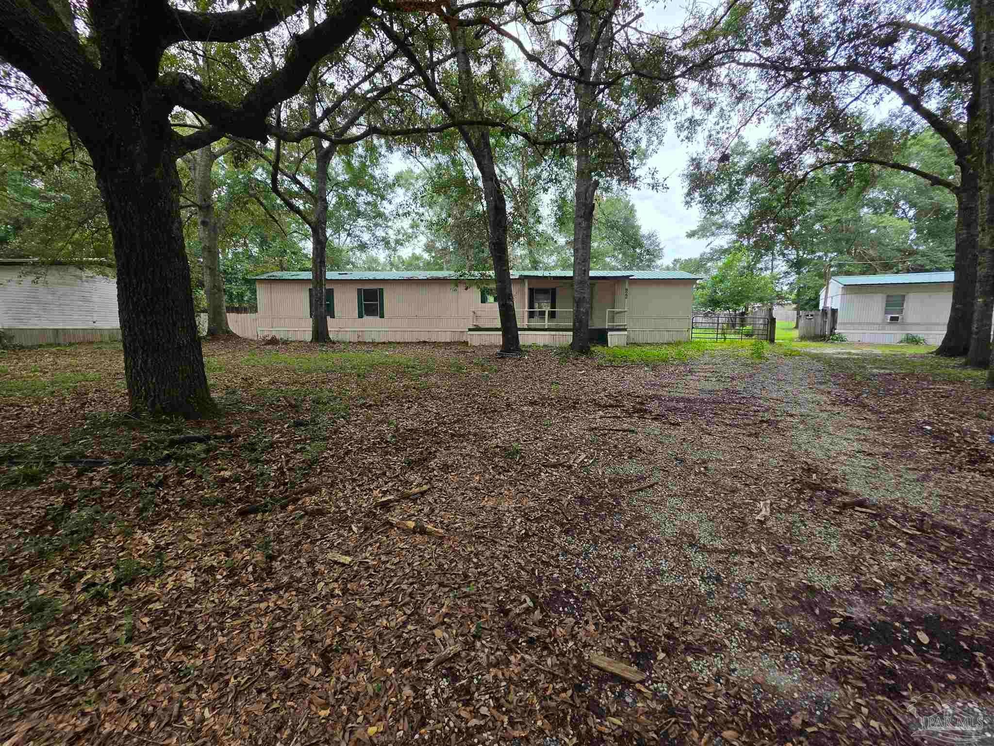 922 Brook Hills Dr — photo