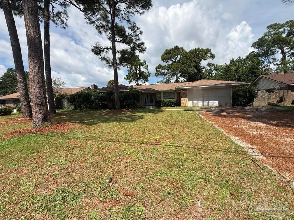 4240 Cherry Laurel Dr — photo