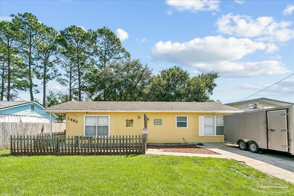 1482 S Fairfield Dr — photo