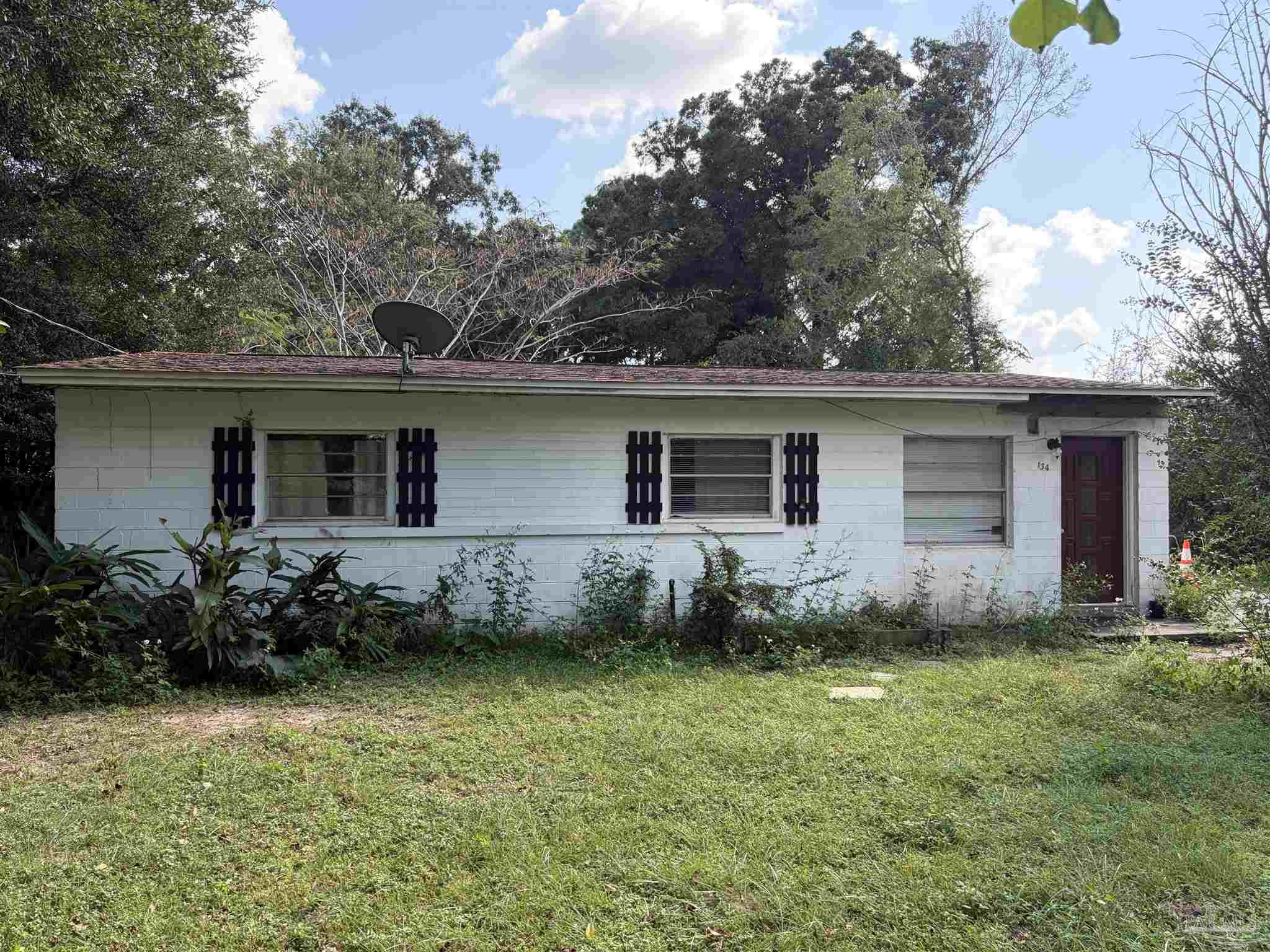 134 Garfield Dr — photo
