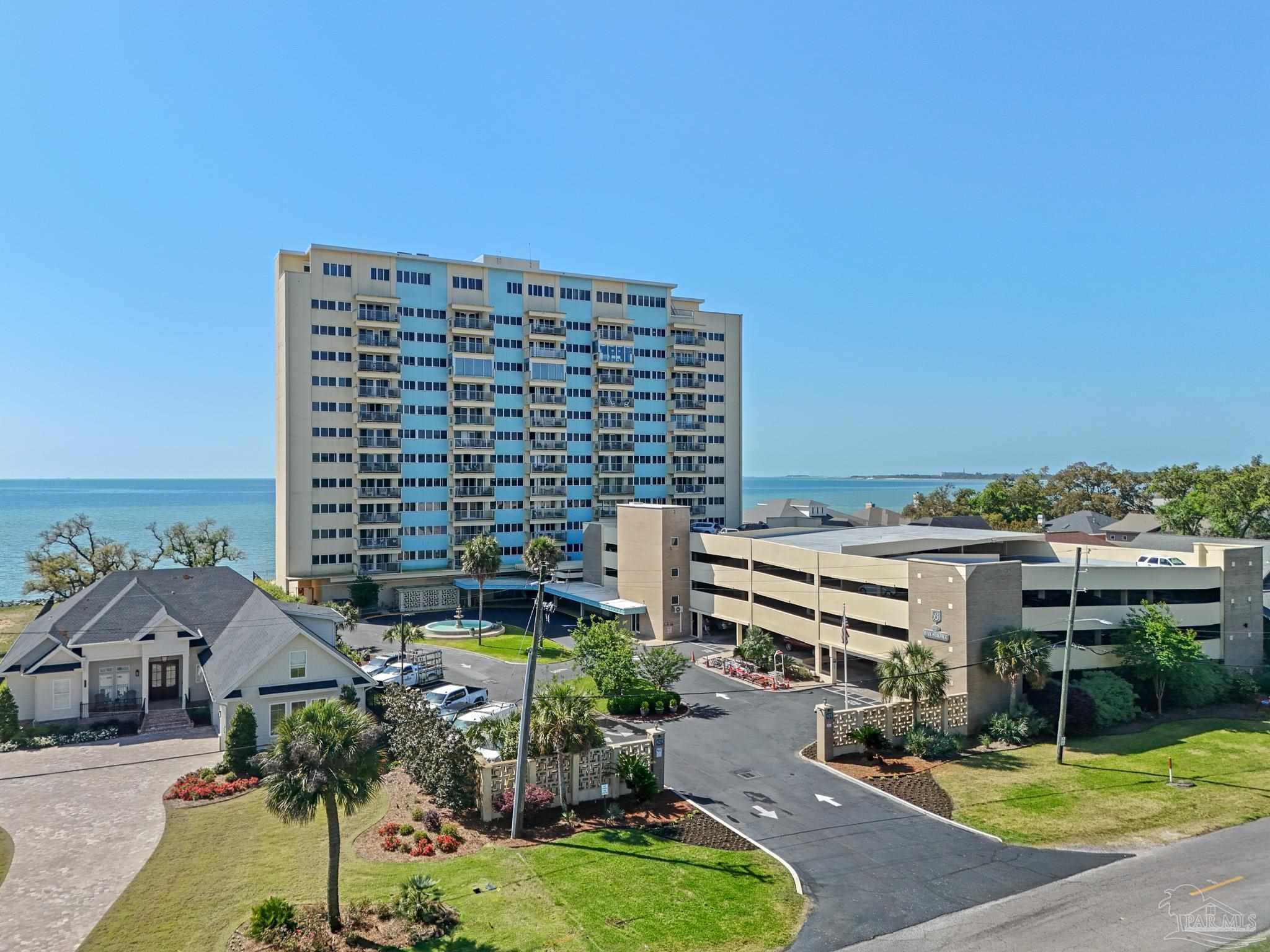825 Bayshore Dr #605 — photo