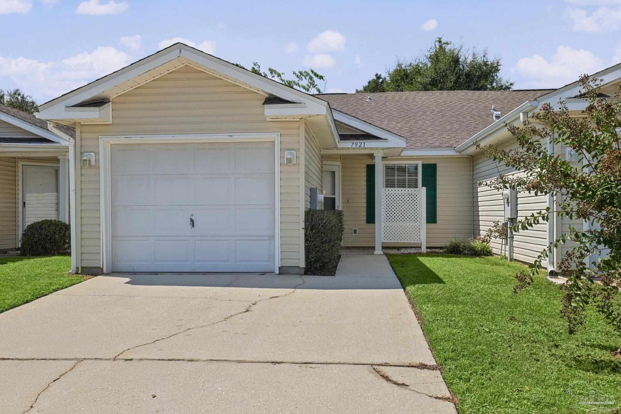 7921 Stonebrook Dr — photo