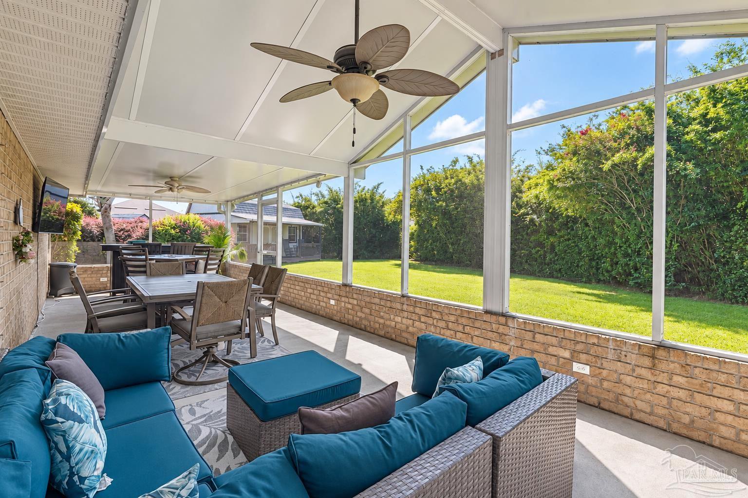 2410 Ennis Ct — photo