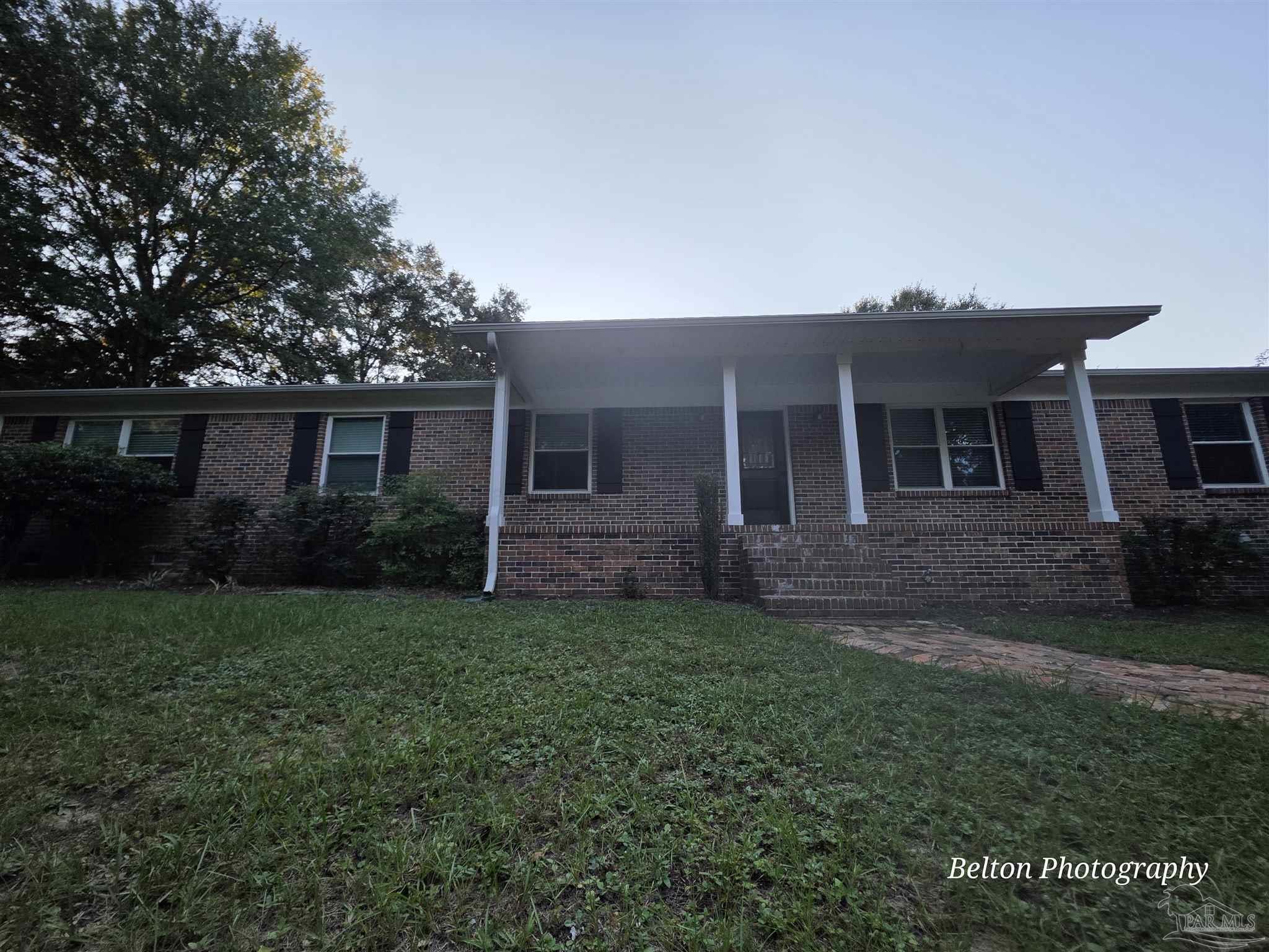 9819 Kawanee Dr — photo