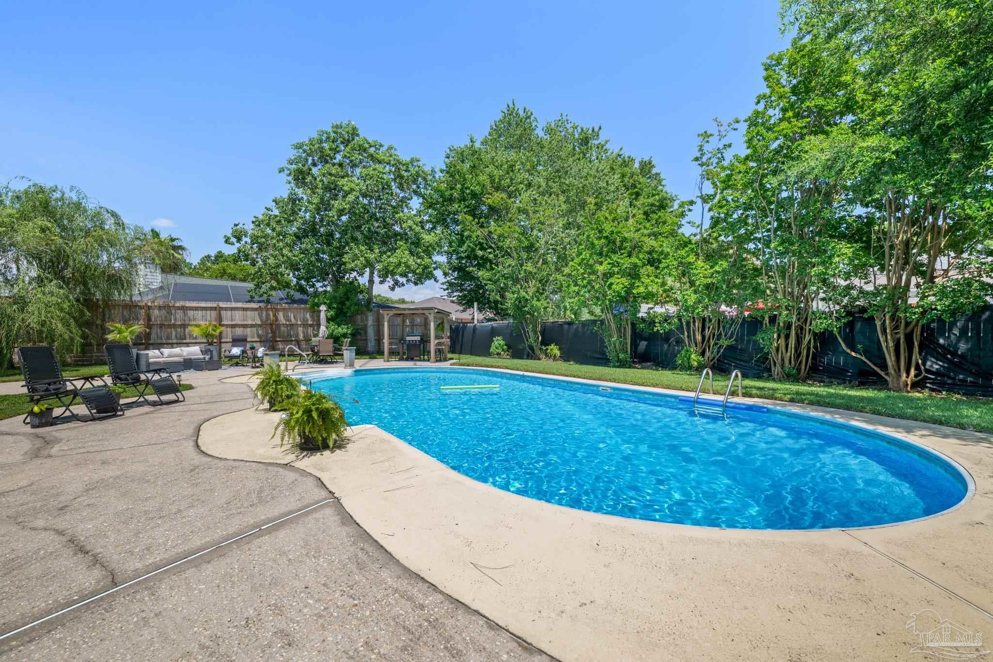 3900 E Tiger Point Blvd — photo
