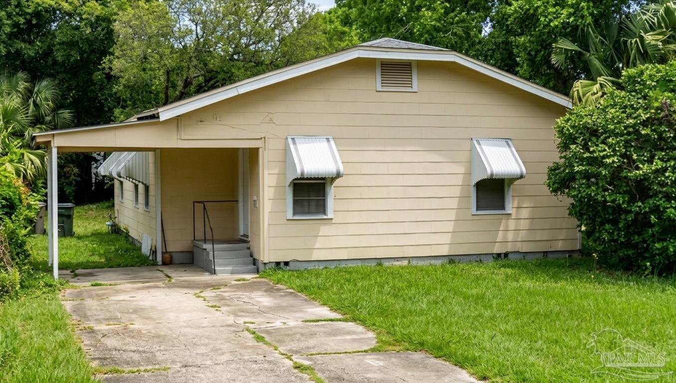 3424 W Brainerd St — photo