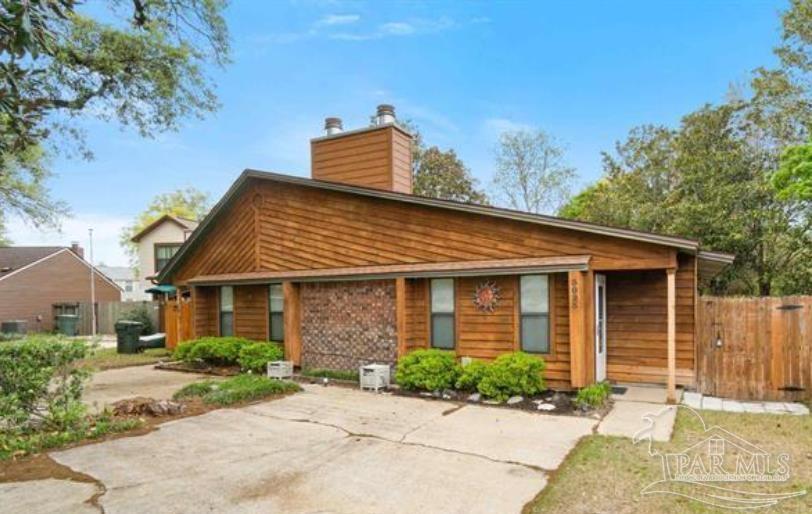 3023 Cedarwood Village Ln — photo