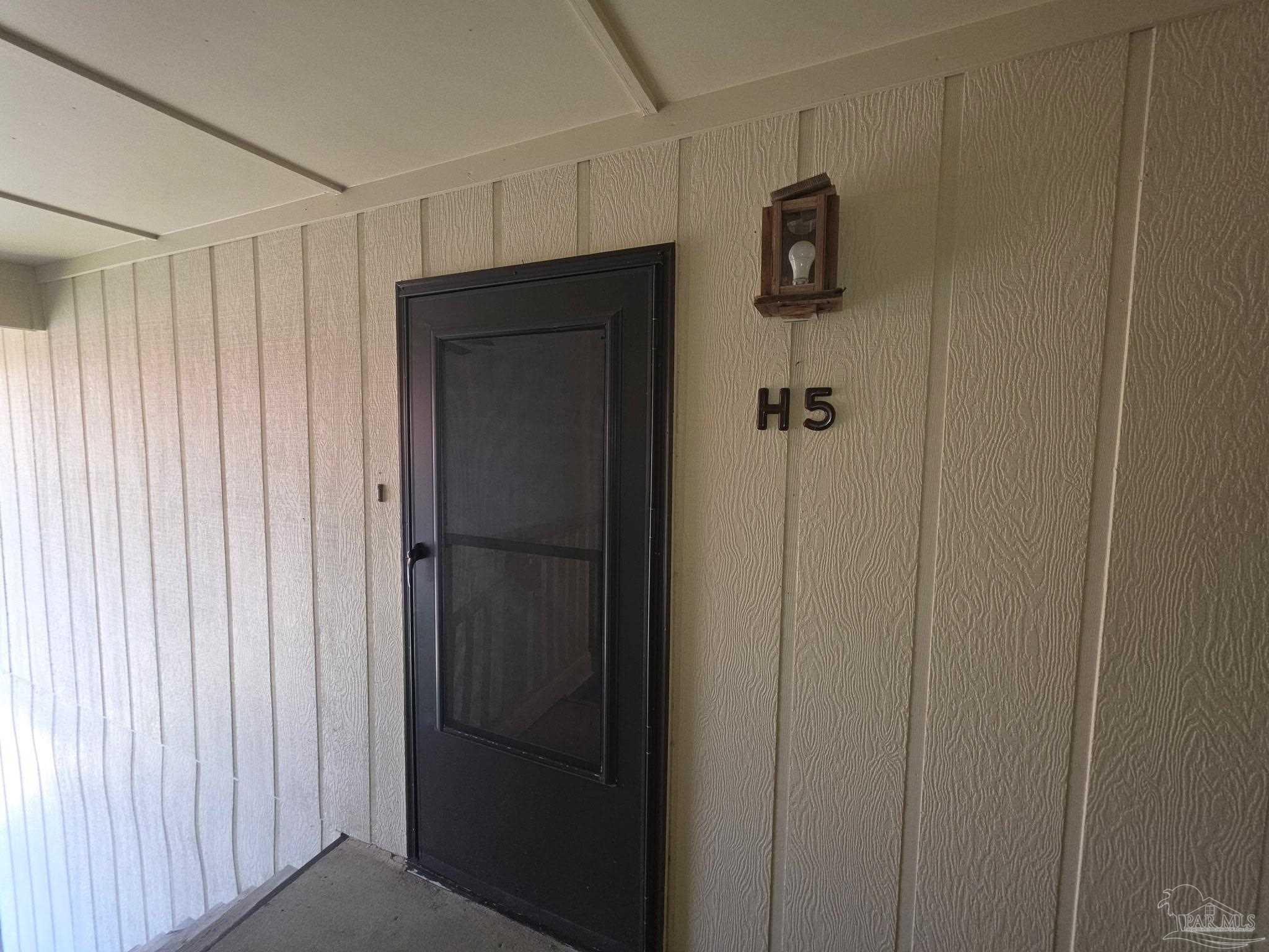 2201 Scenic Hwy #H5 — photo