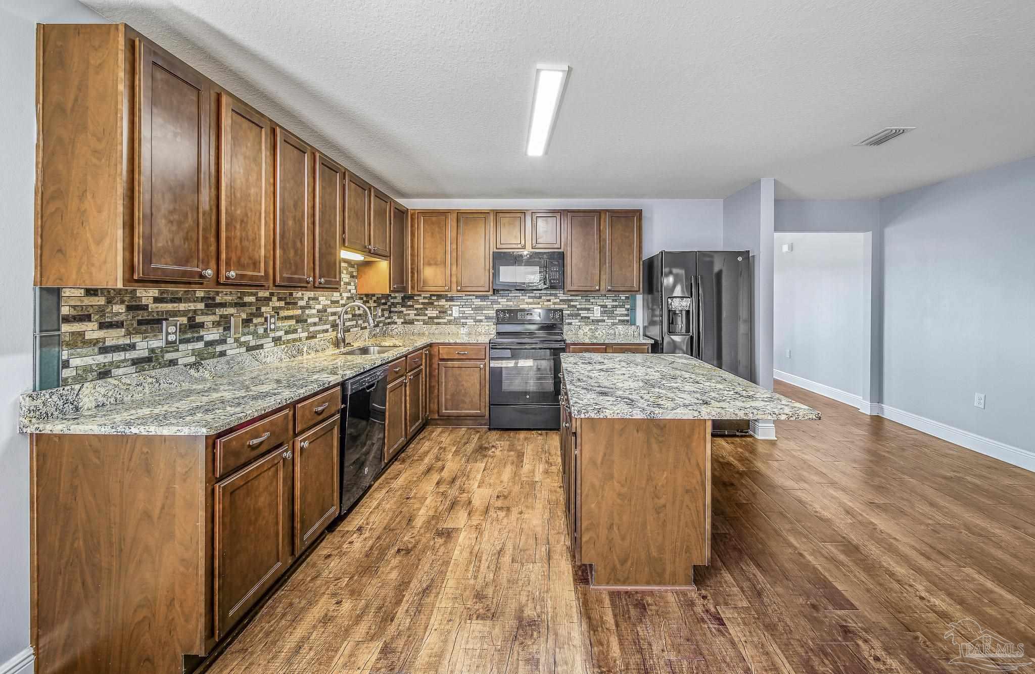 6052 Whisper Creek Blvd — photo