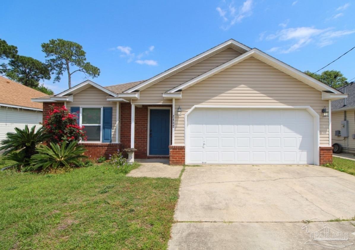 2432 Gulf Breeze Ave — photo