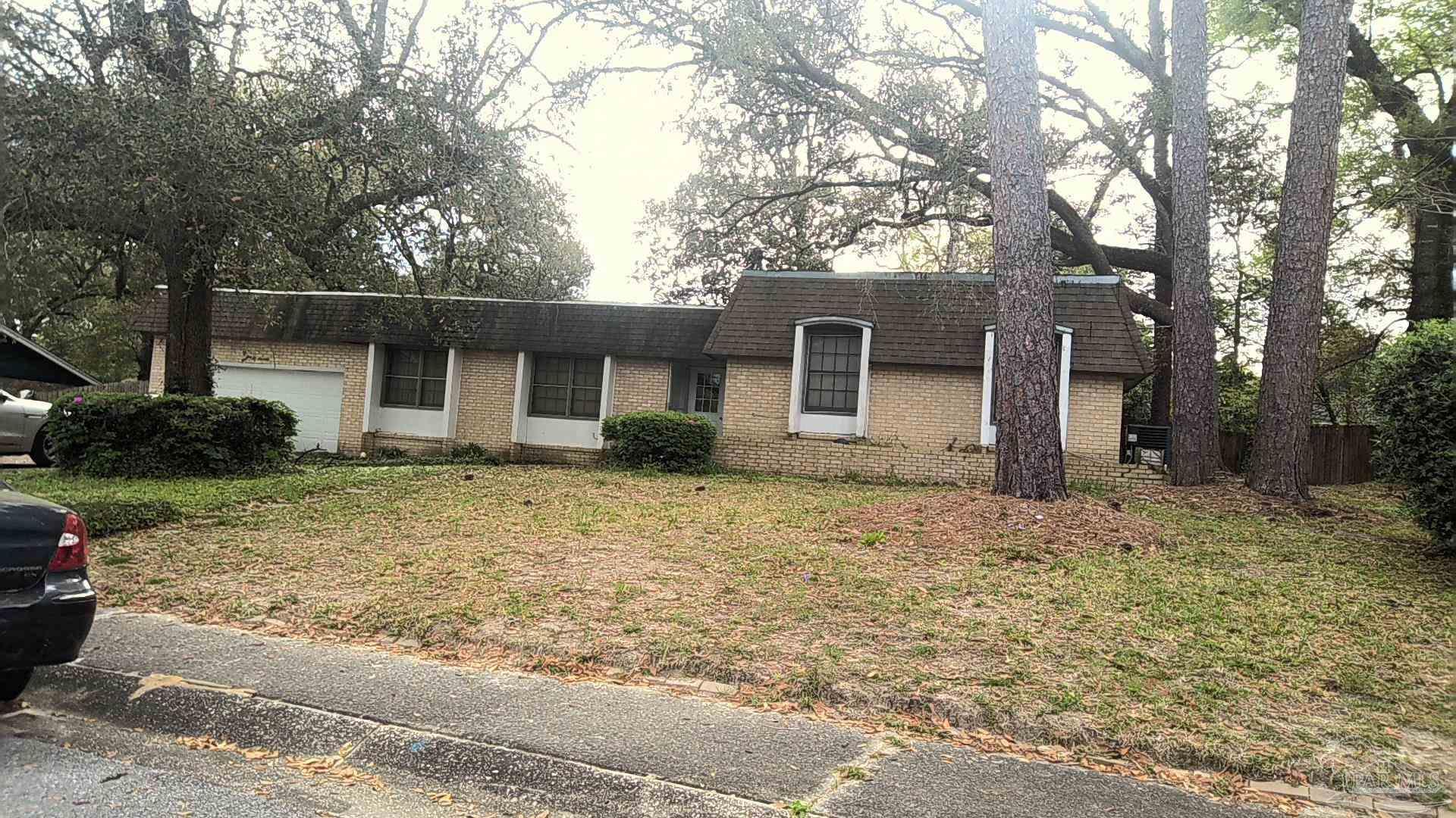9670 Coachman Ct — photo