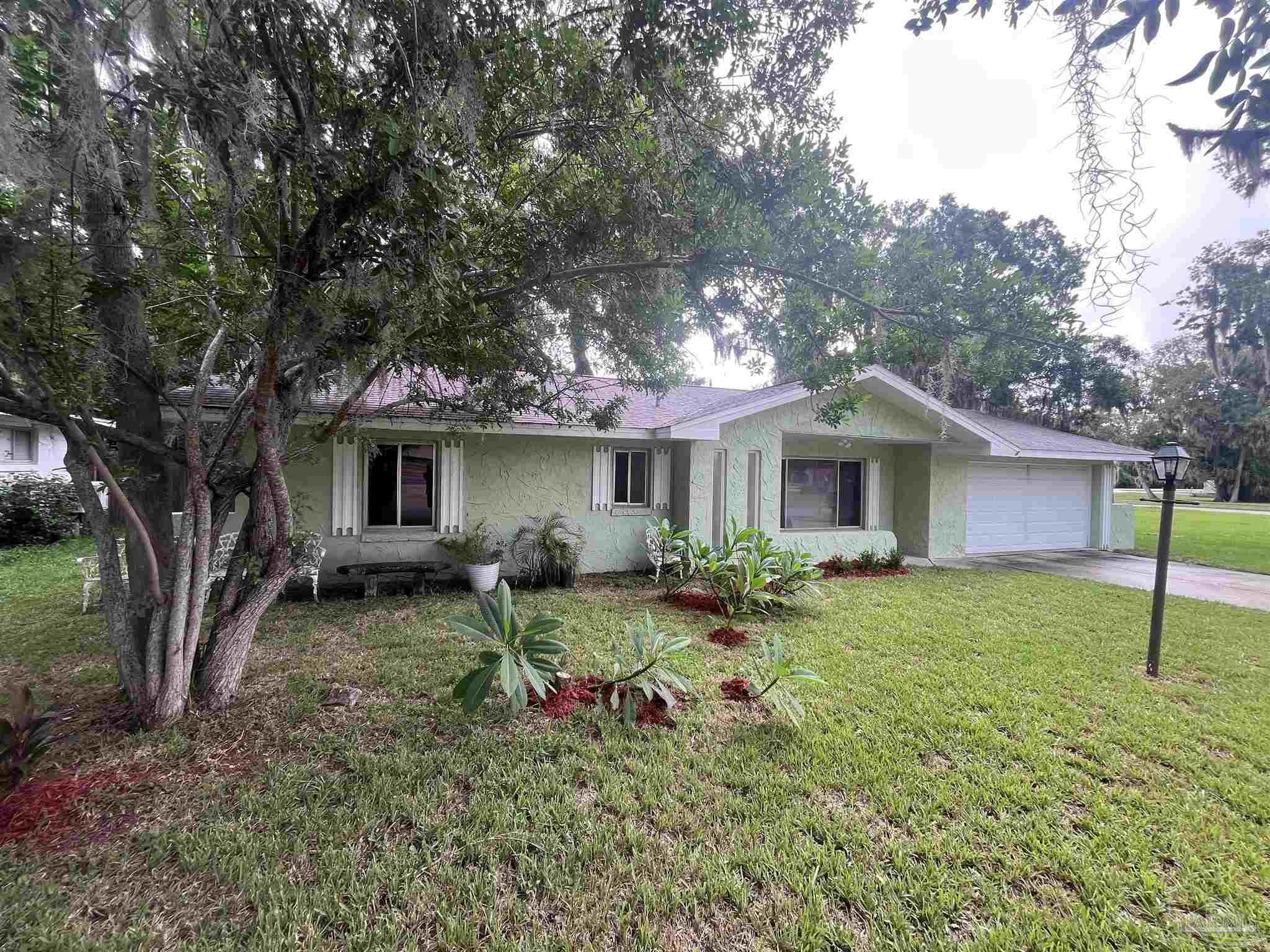 244 Brittany Ave — photo