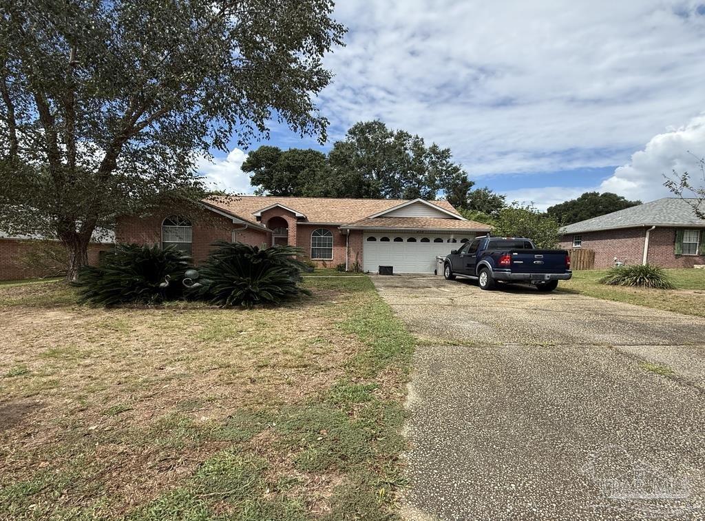 452 Elcino Dr — photo
