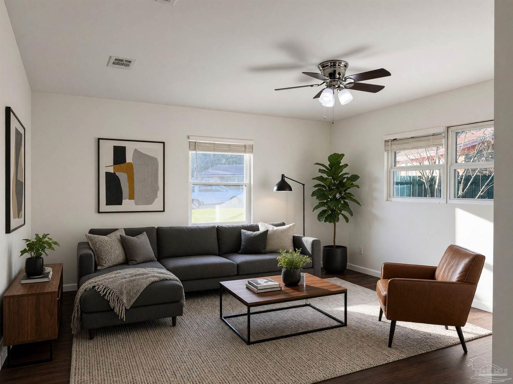 7624 Las Vegas Ln — photo