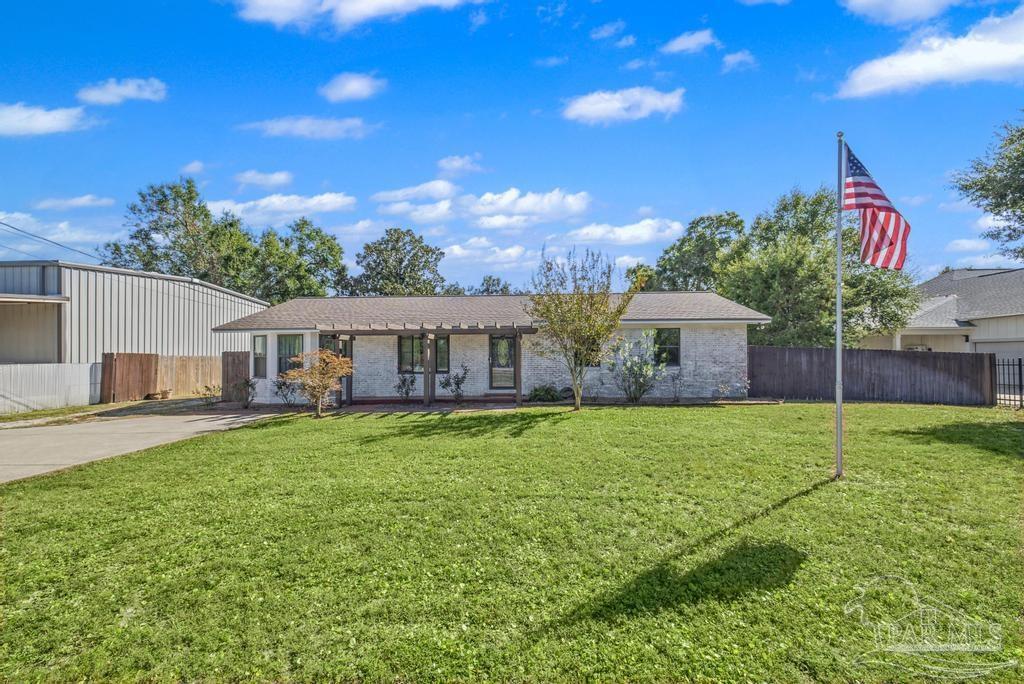 11705 Gulf Beach Hwy — photo