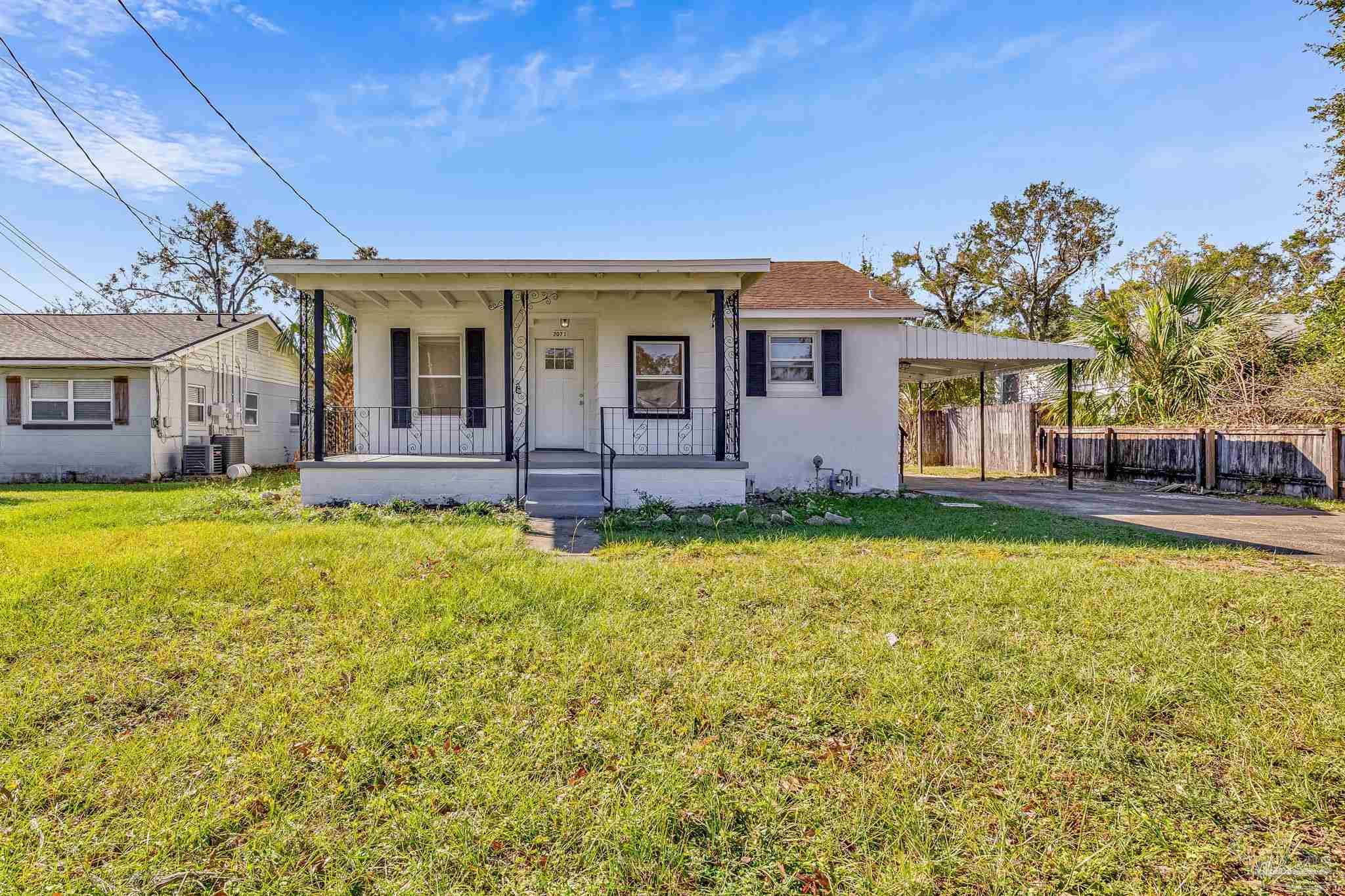 2071 W Chase St — photo