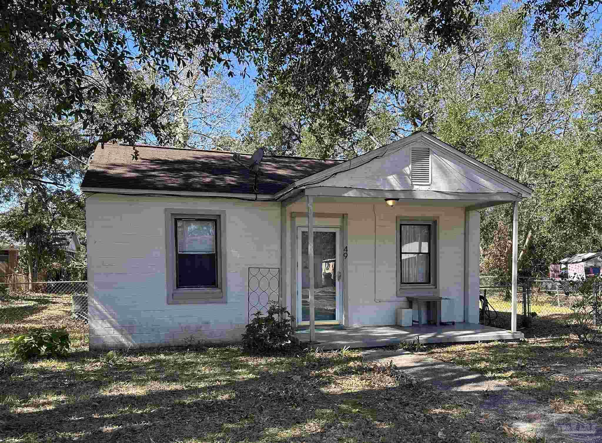 49 W Carver Dr — photo