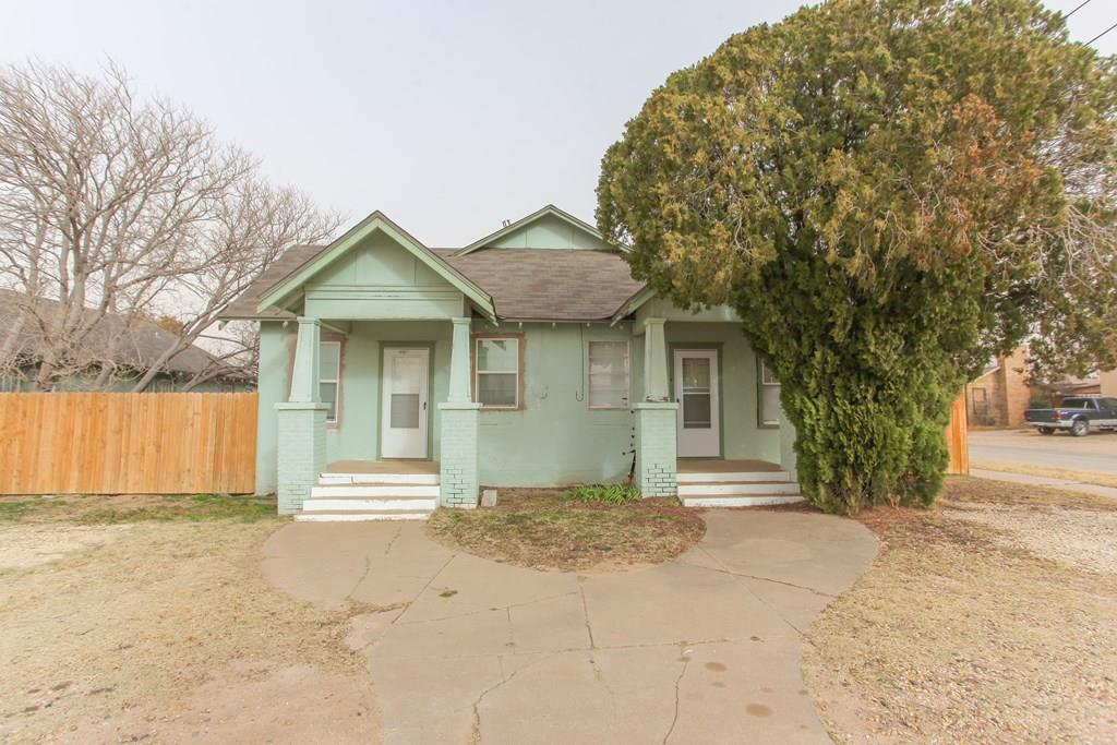 1513 Scurry St — photo