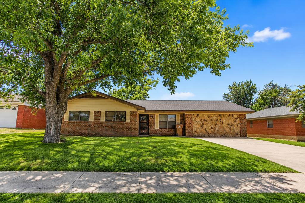 2606 Carol Ave — photo